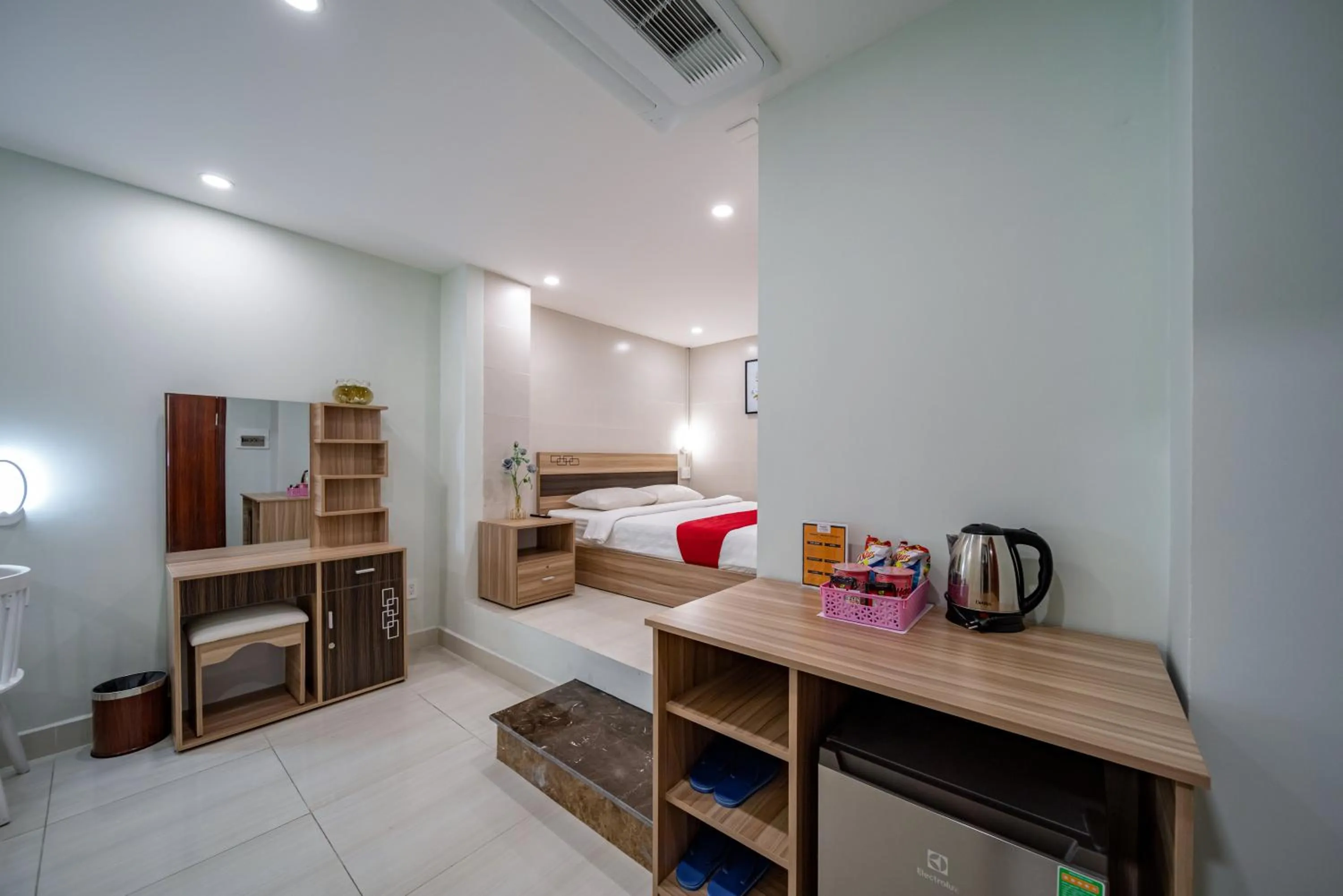 Photo of the whole room, Bed in Cherry Hotel and Apartment