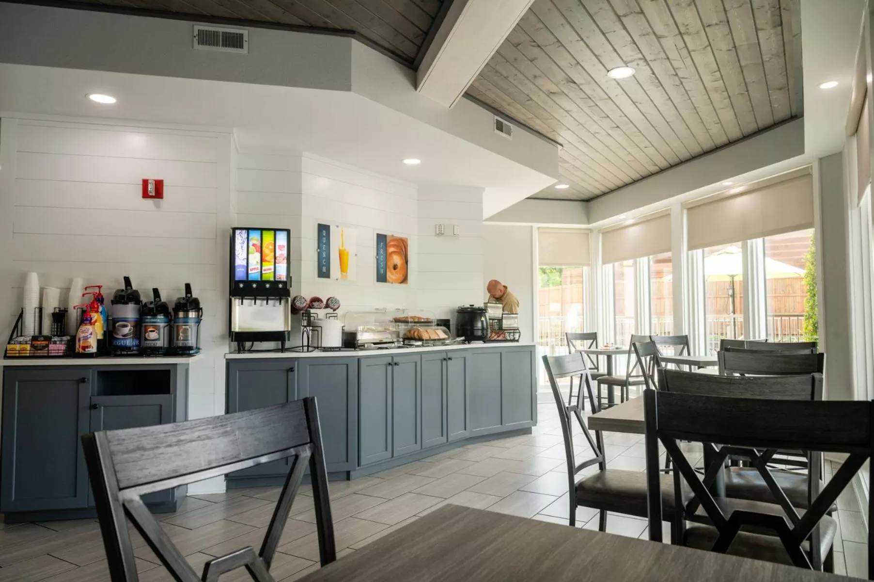 Breakfast in Twin Mountain Inn & Suites