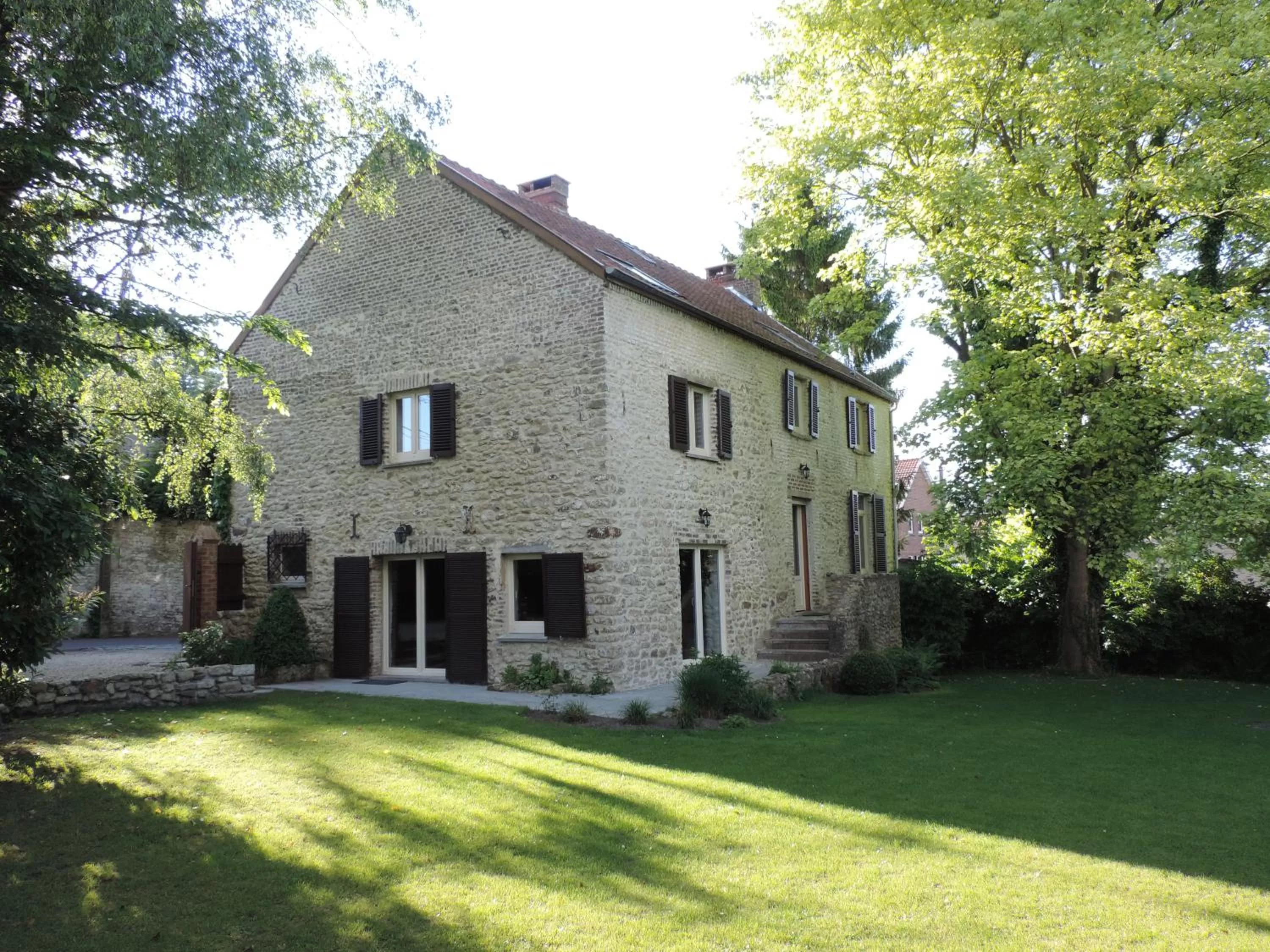 Property building in B&B Le Valangré
