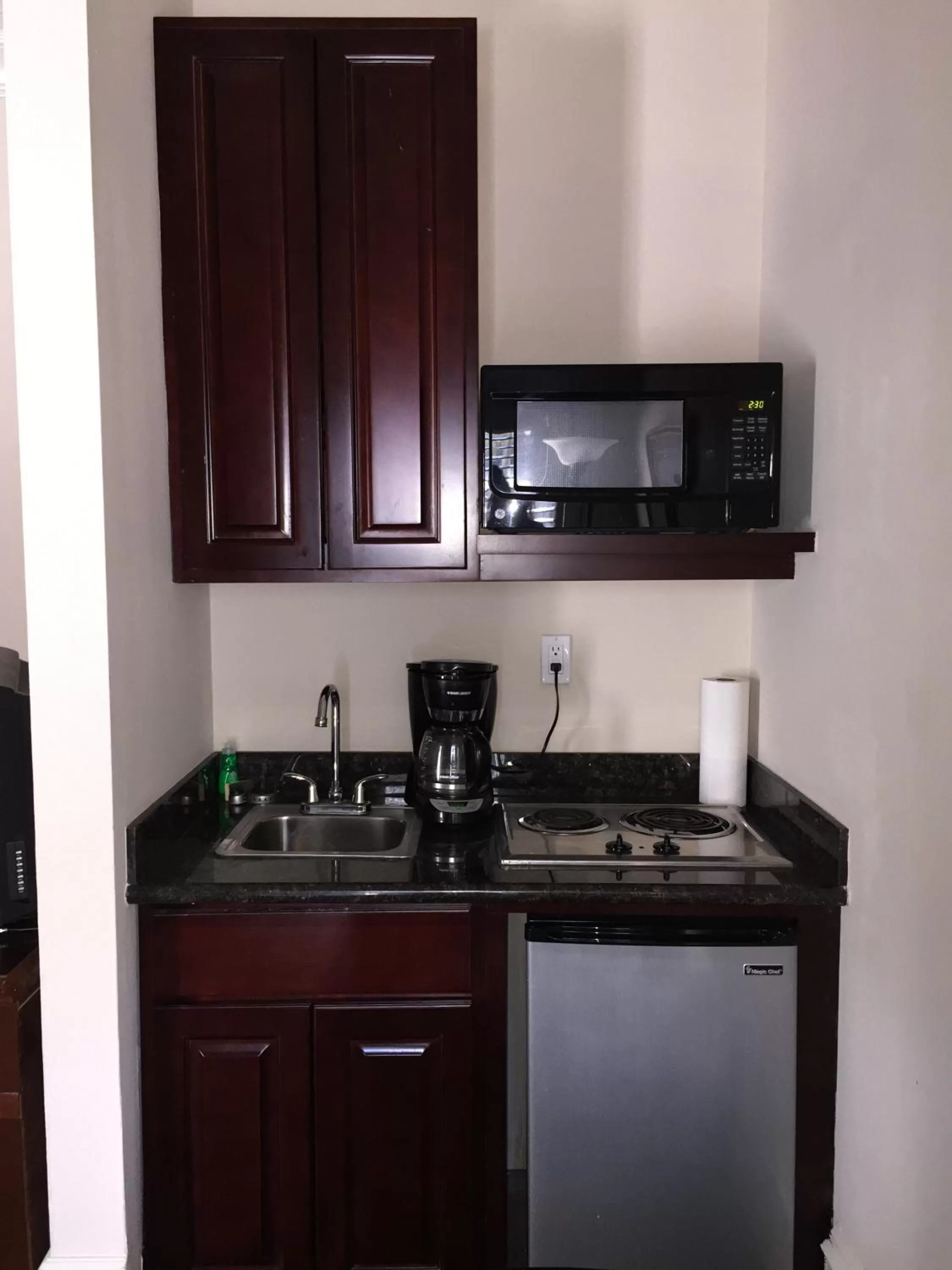 Kitchen or kitchenette in Chateau Orleans