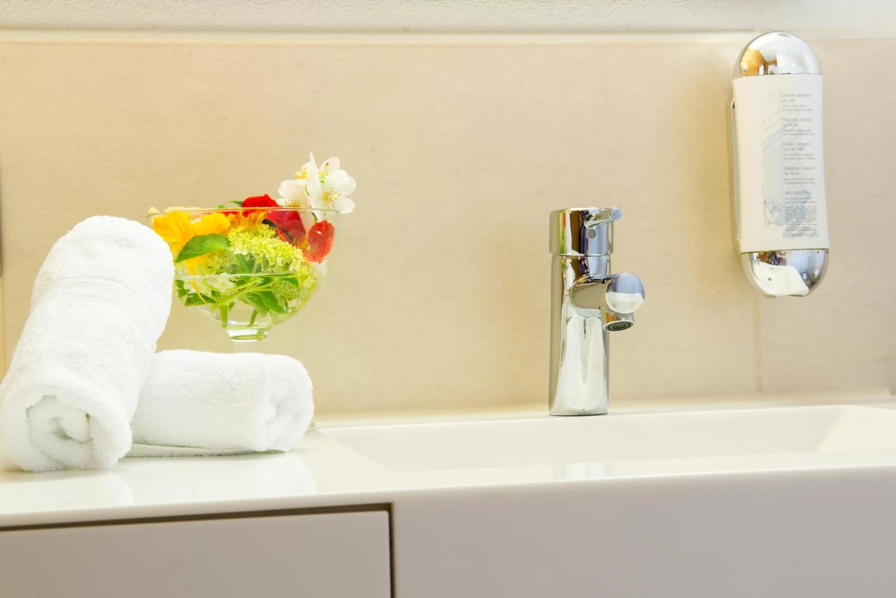 Bathroom in Truschwende 4