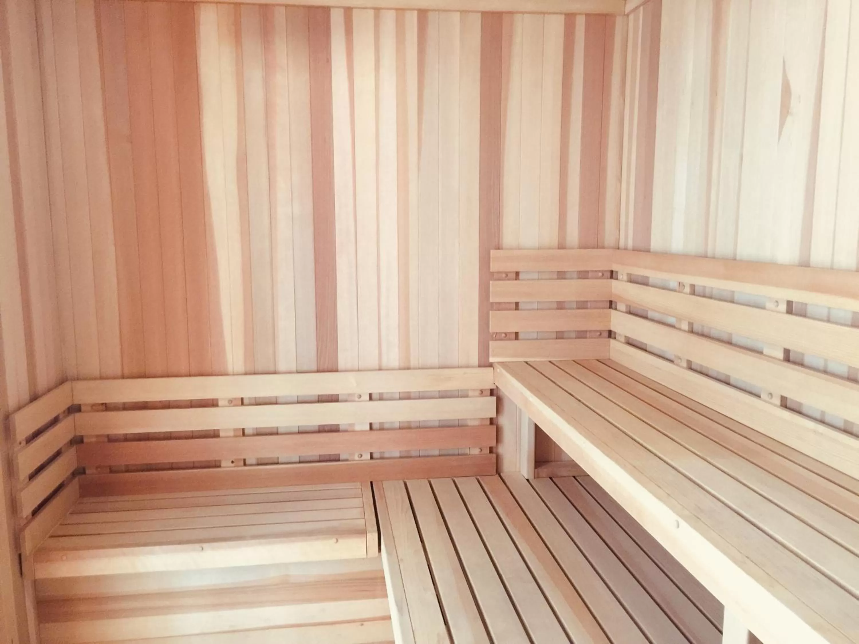 Sauna in Fabulous Ocean View Condo with Walking Distance to the Beach!