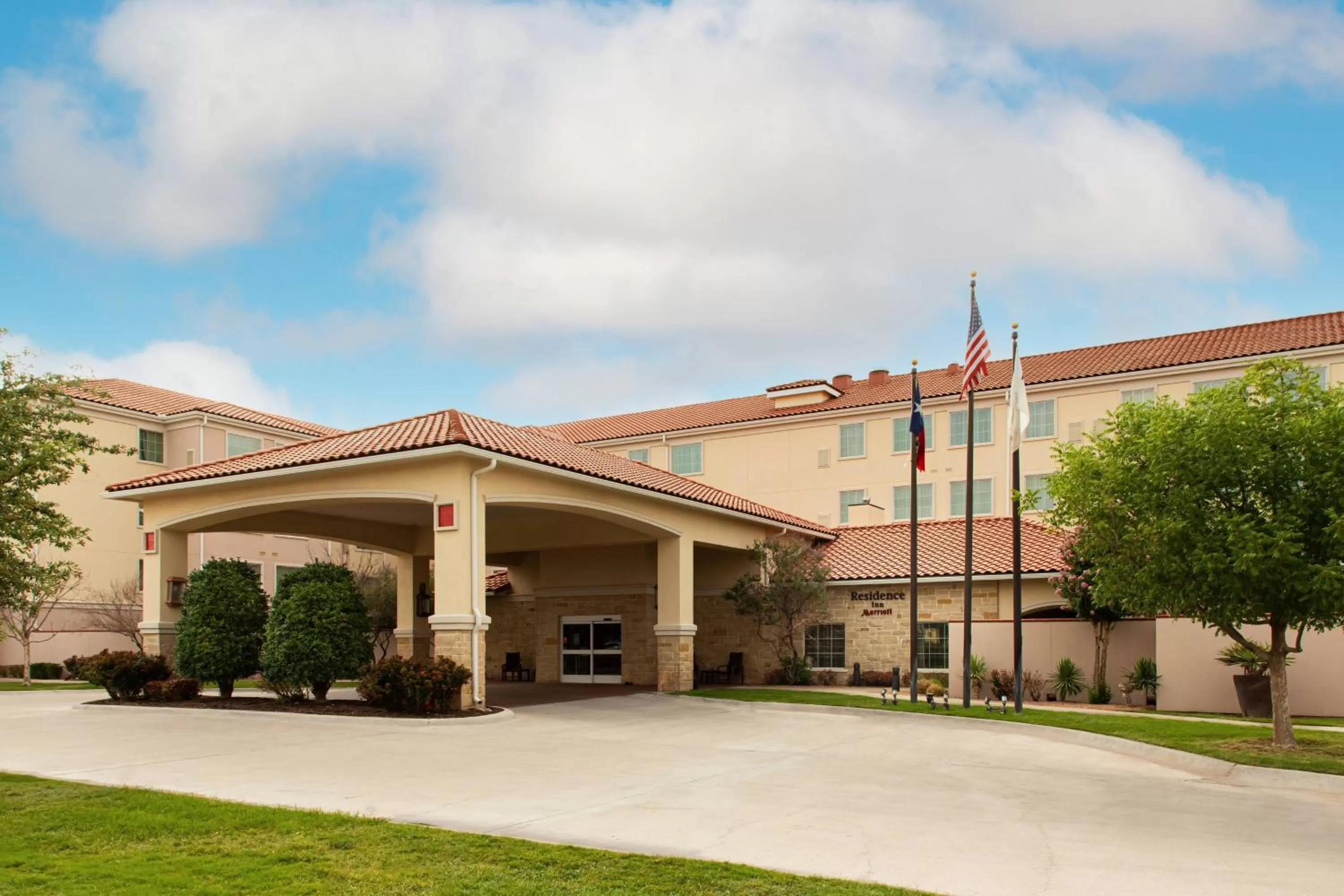 Property Building in Residence Inn Odessa