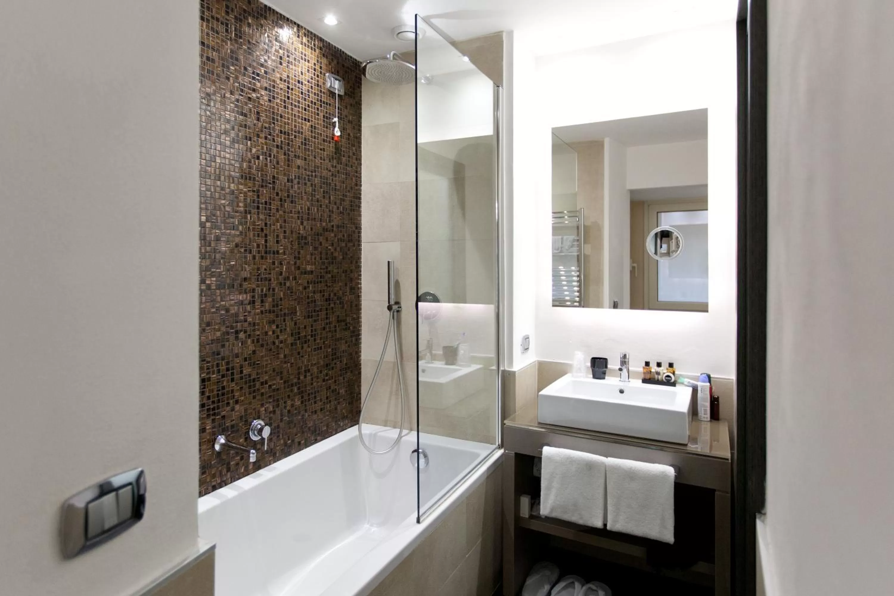 Bathroom in Quirinale Luxury Rooms