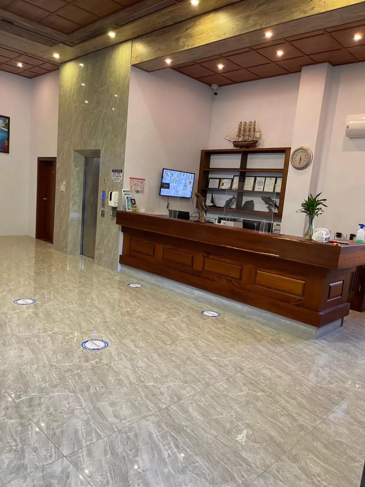 Lobby or reception in Coral View Hotel & Resort