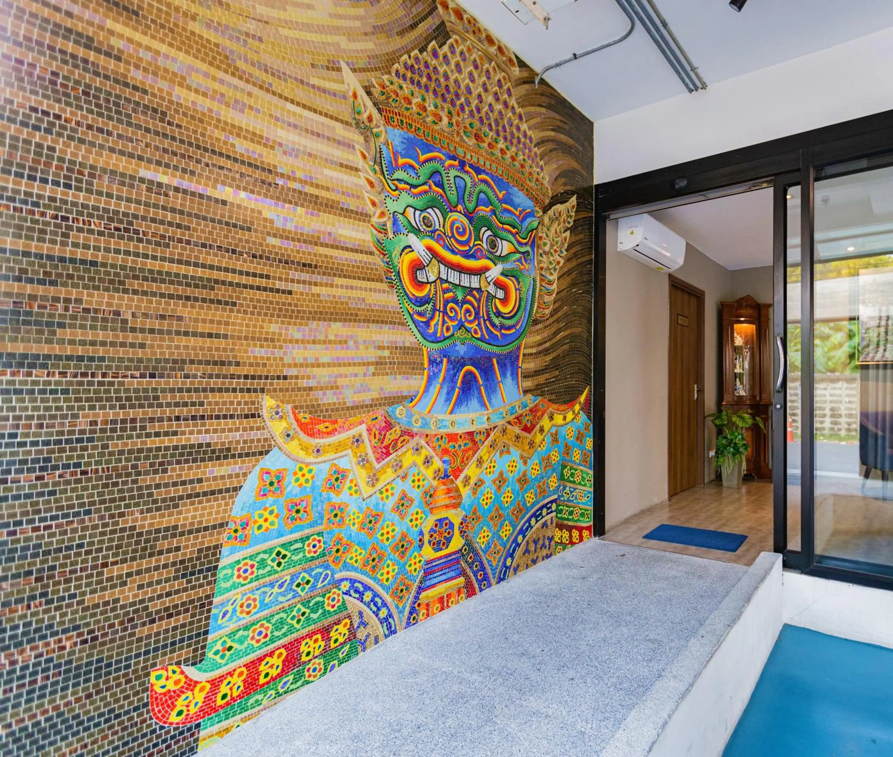 Facade/entrance in Amp Am House Bangkok Hotel