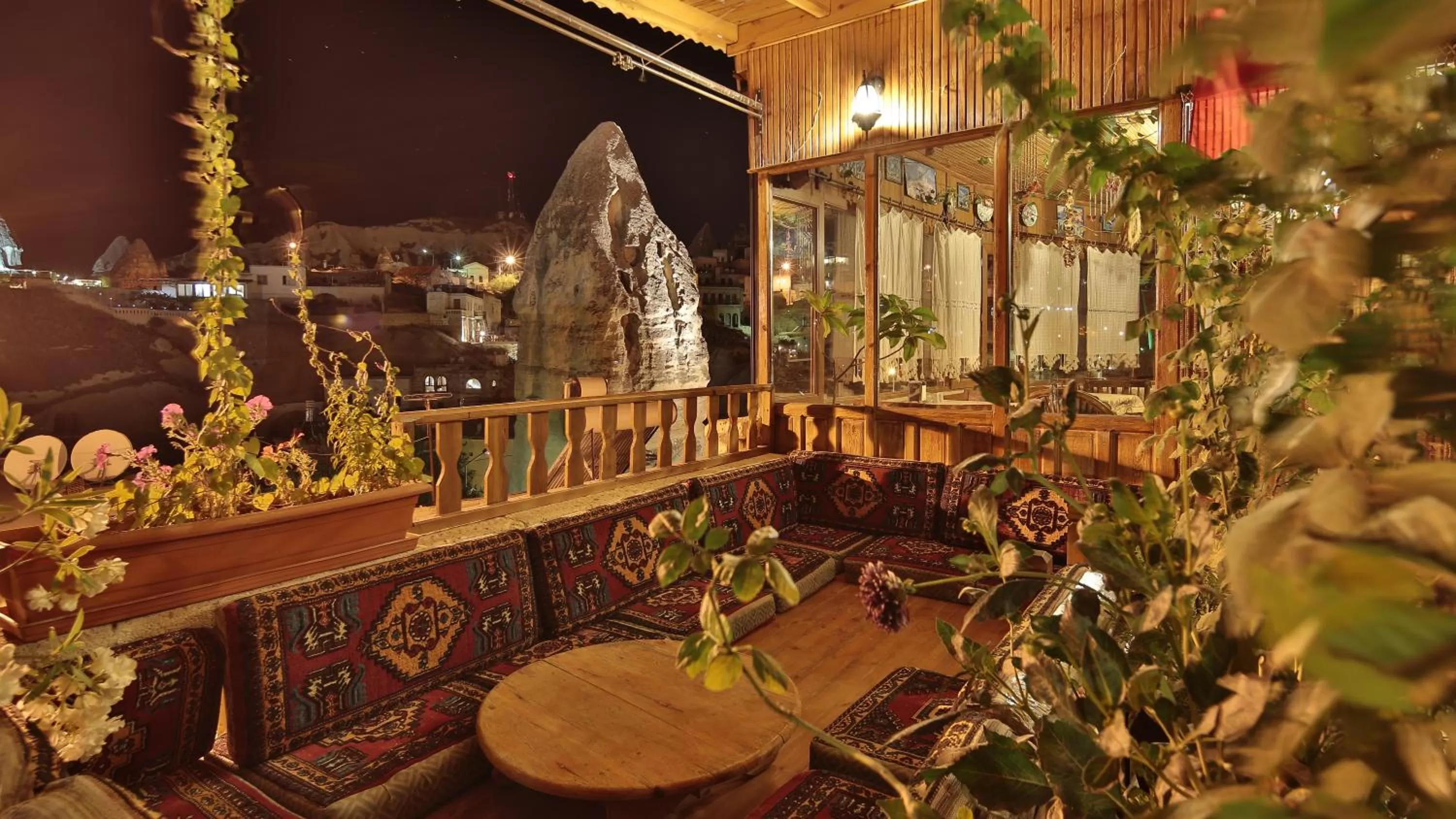 Garden view in Kookaburra Hotel