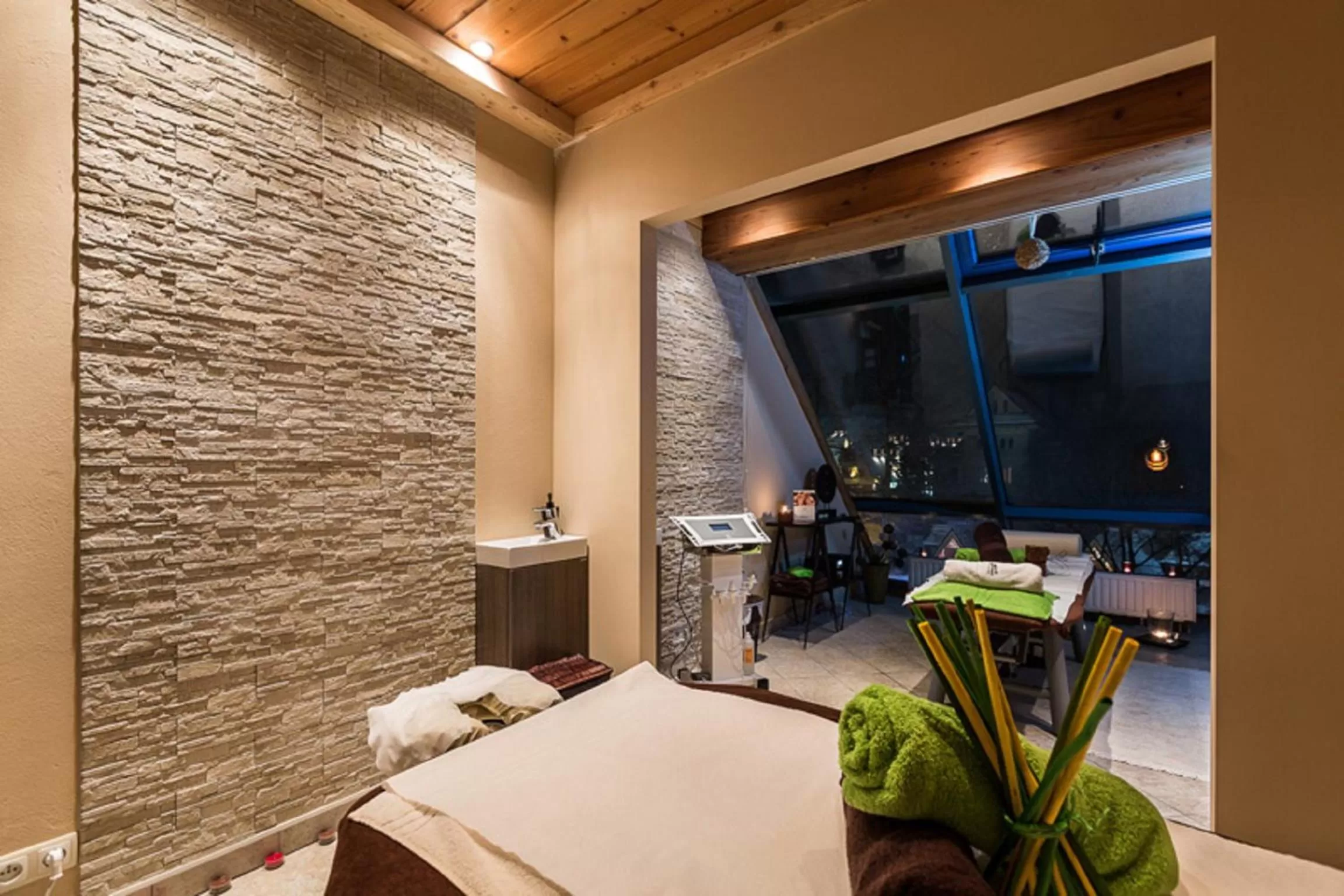 Massage, Bed in Hotel Sabała