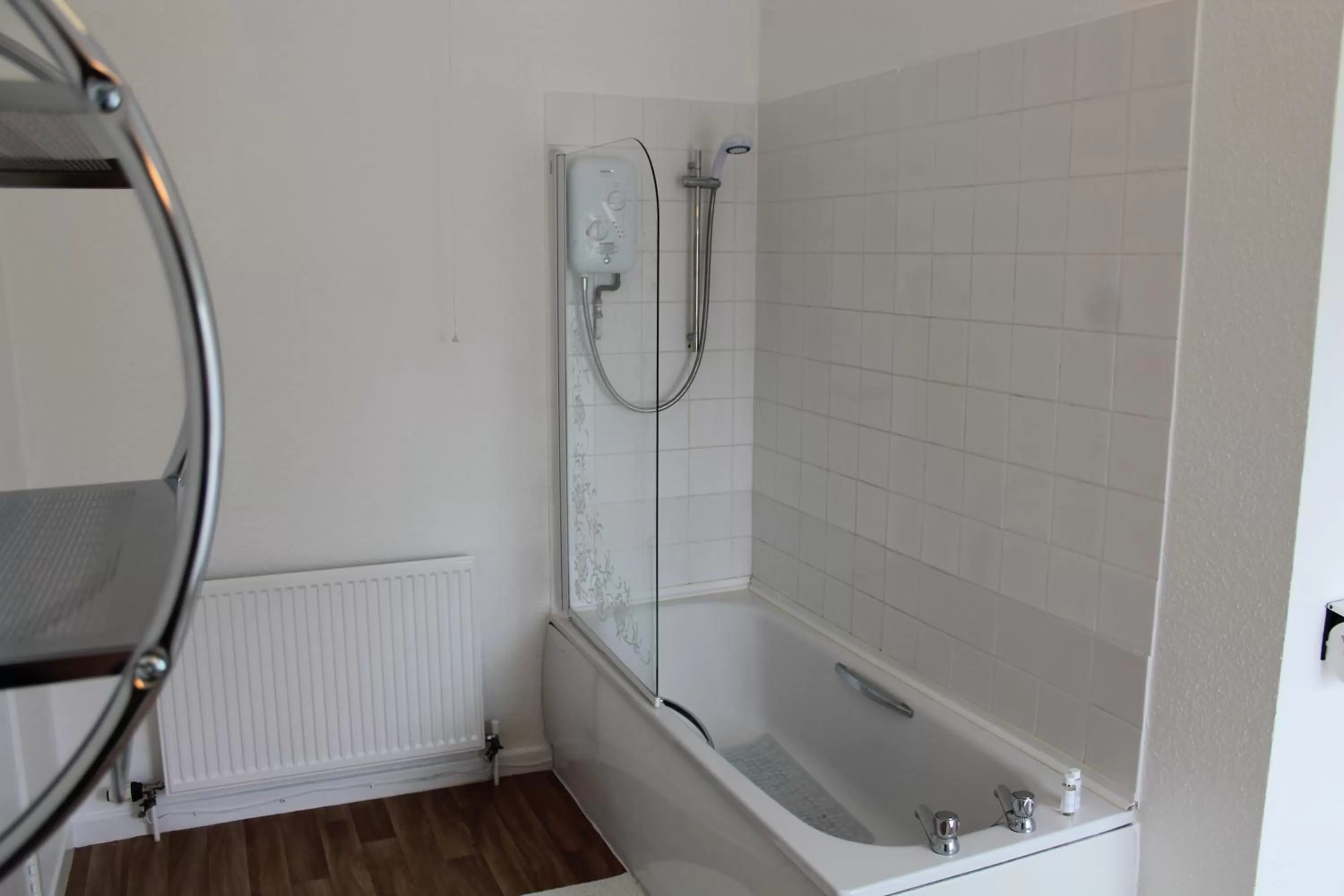 Bathroom in Markets Tavern Hotel