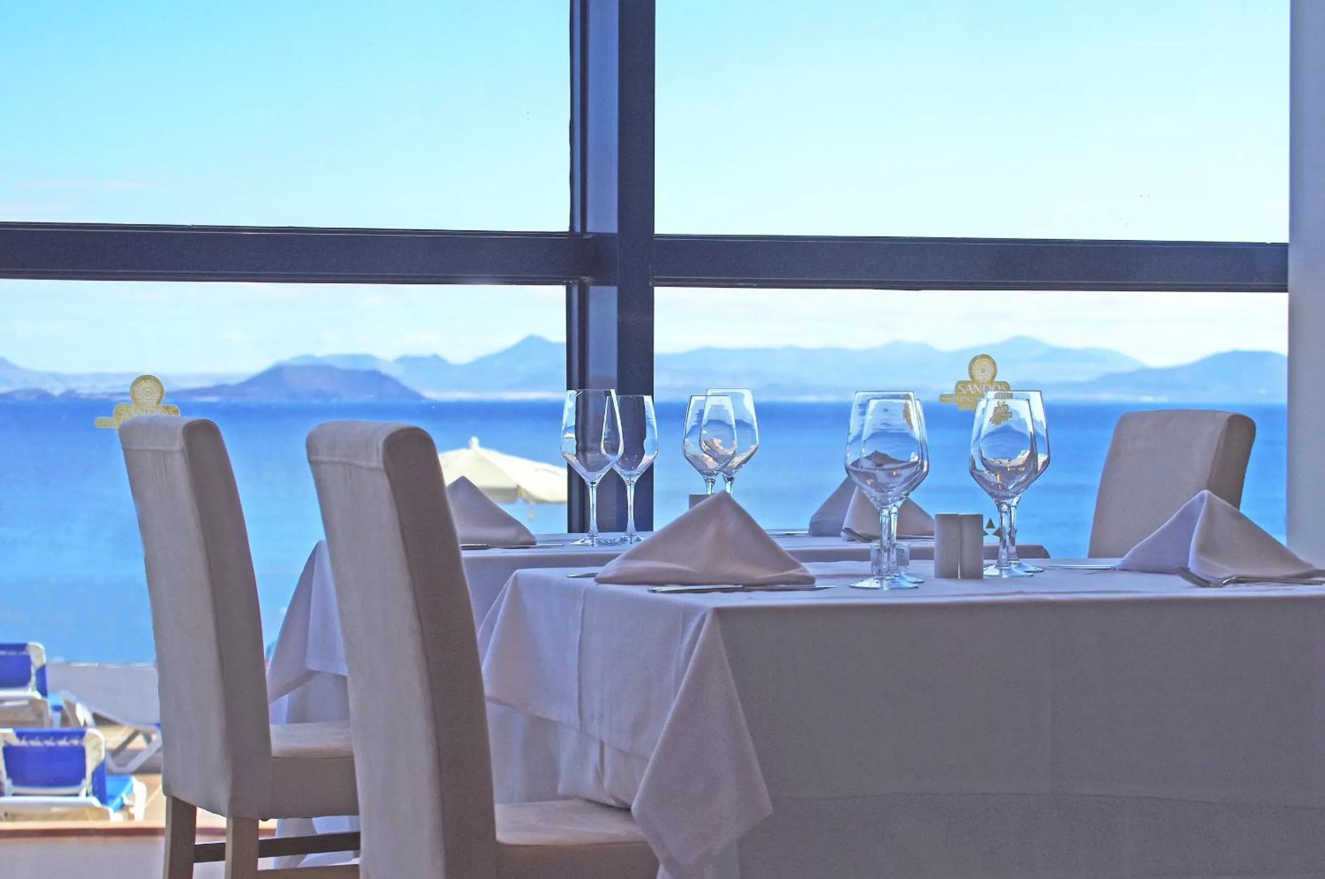 Restaurant/places to eat in Sandos Papagayo