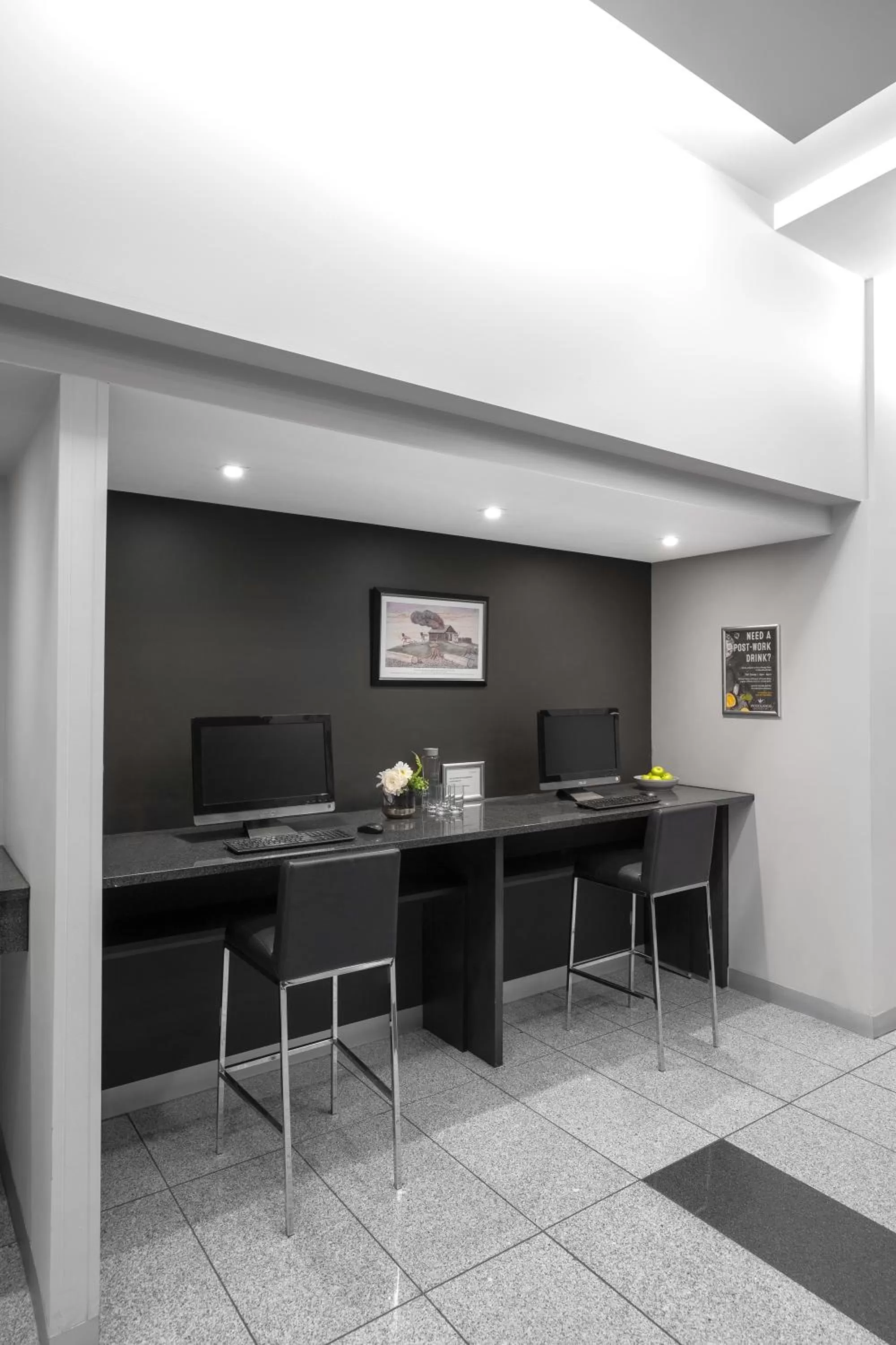 Business facilities in Mantra Melbourne Airport