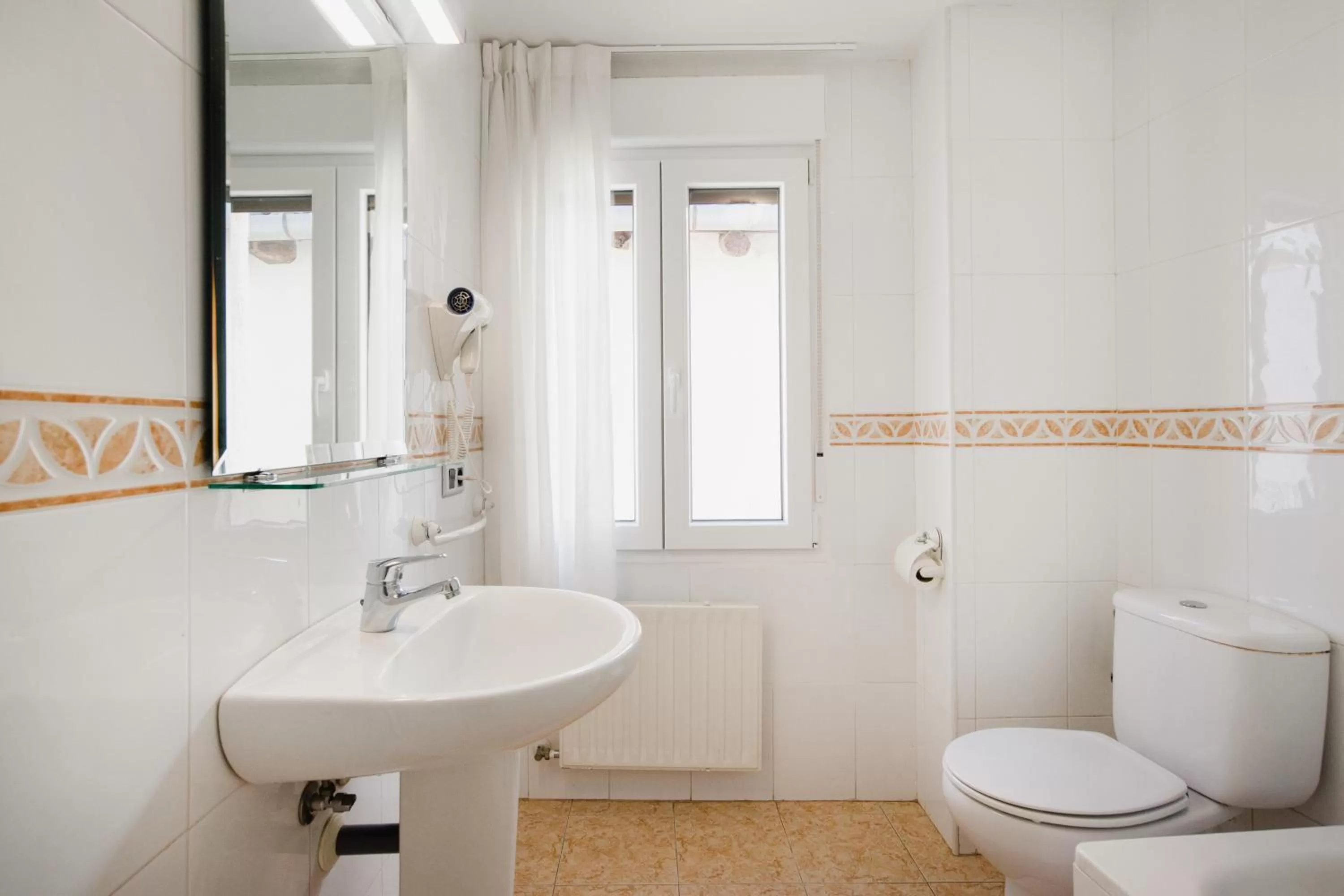 Bathroom in Hotel El Cid