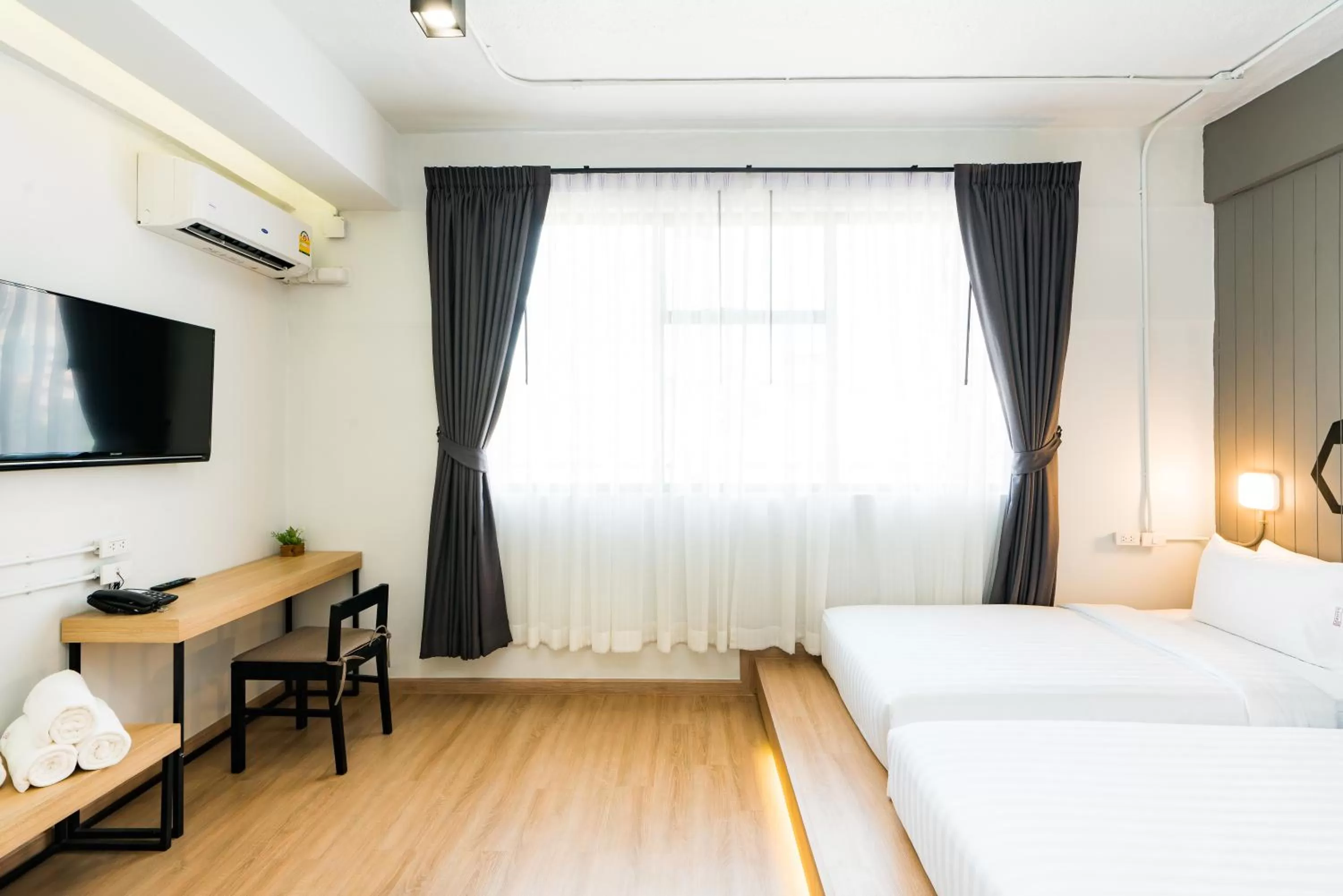 Bedroom, Bed in Marwin Villa