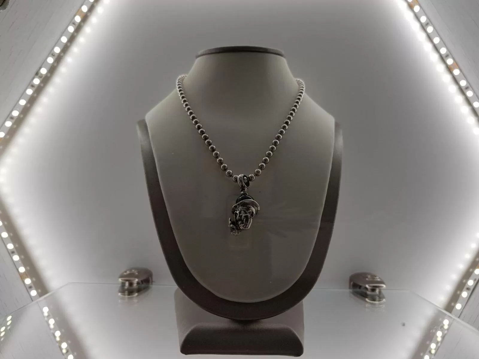 On-site shops in Hotel Nunù