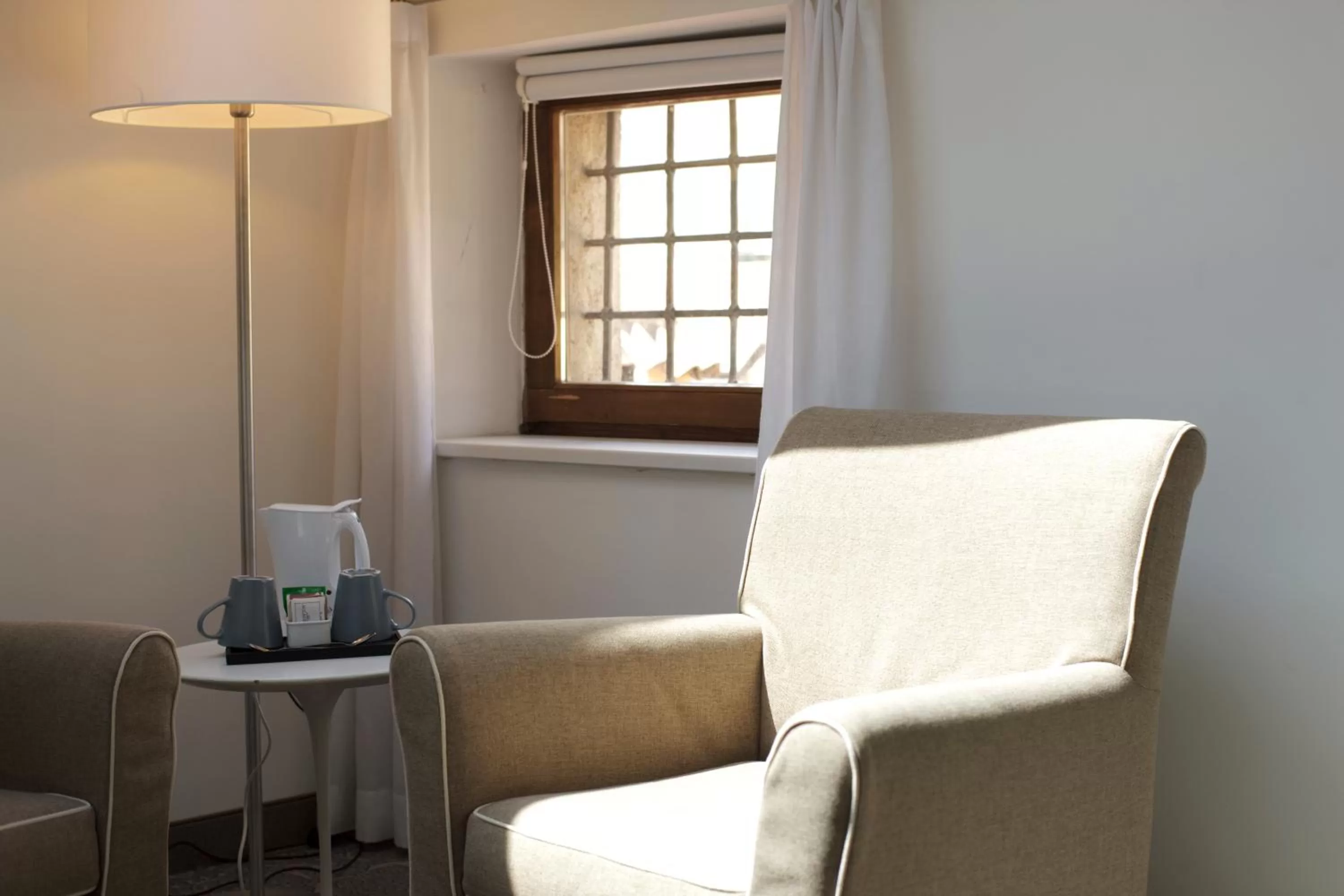 Coffee/tea facilities in Albergo Accademia