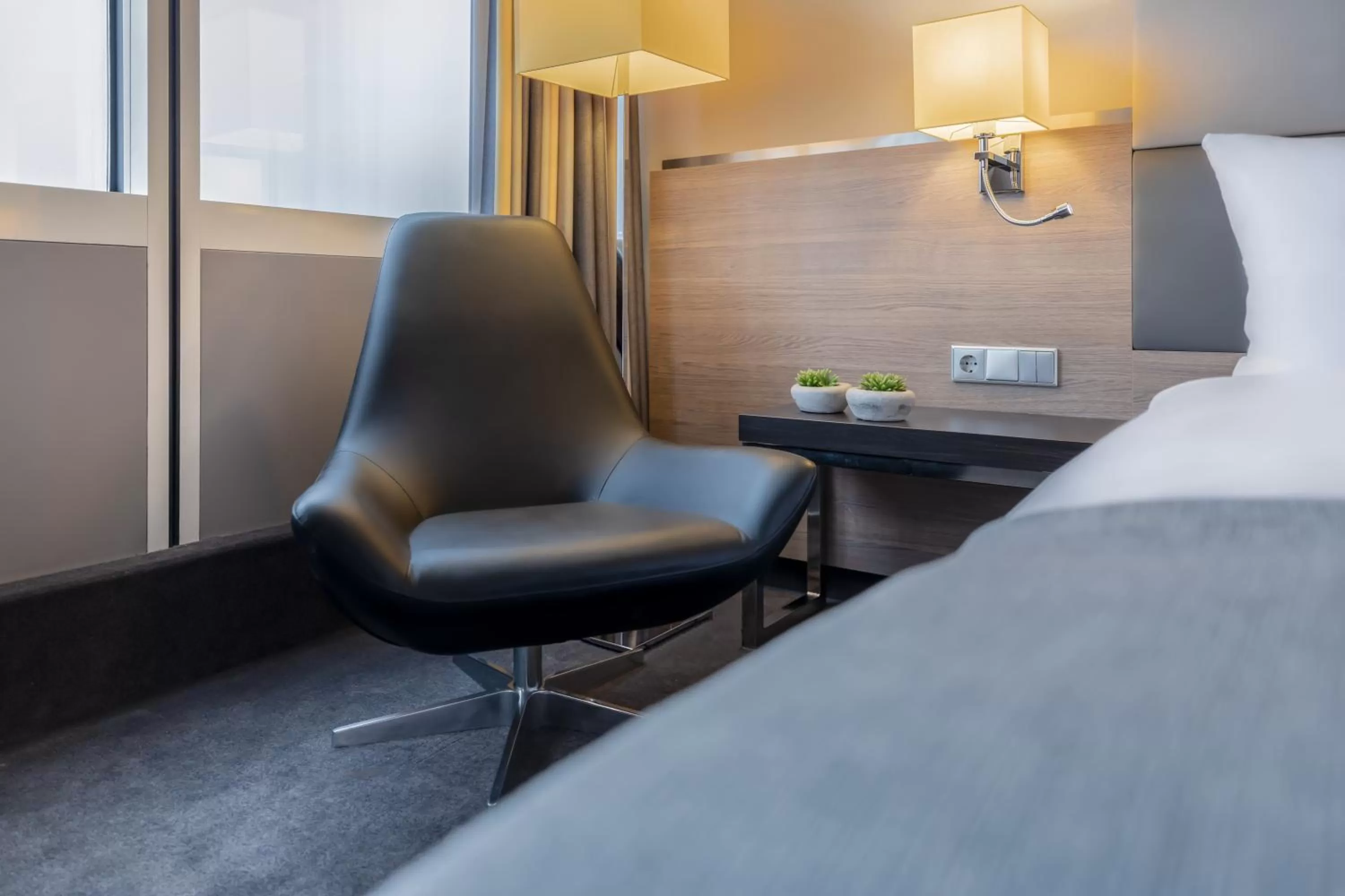Bed in Garner Hotel Berlin - Spandau by IHG