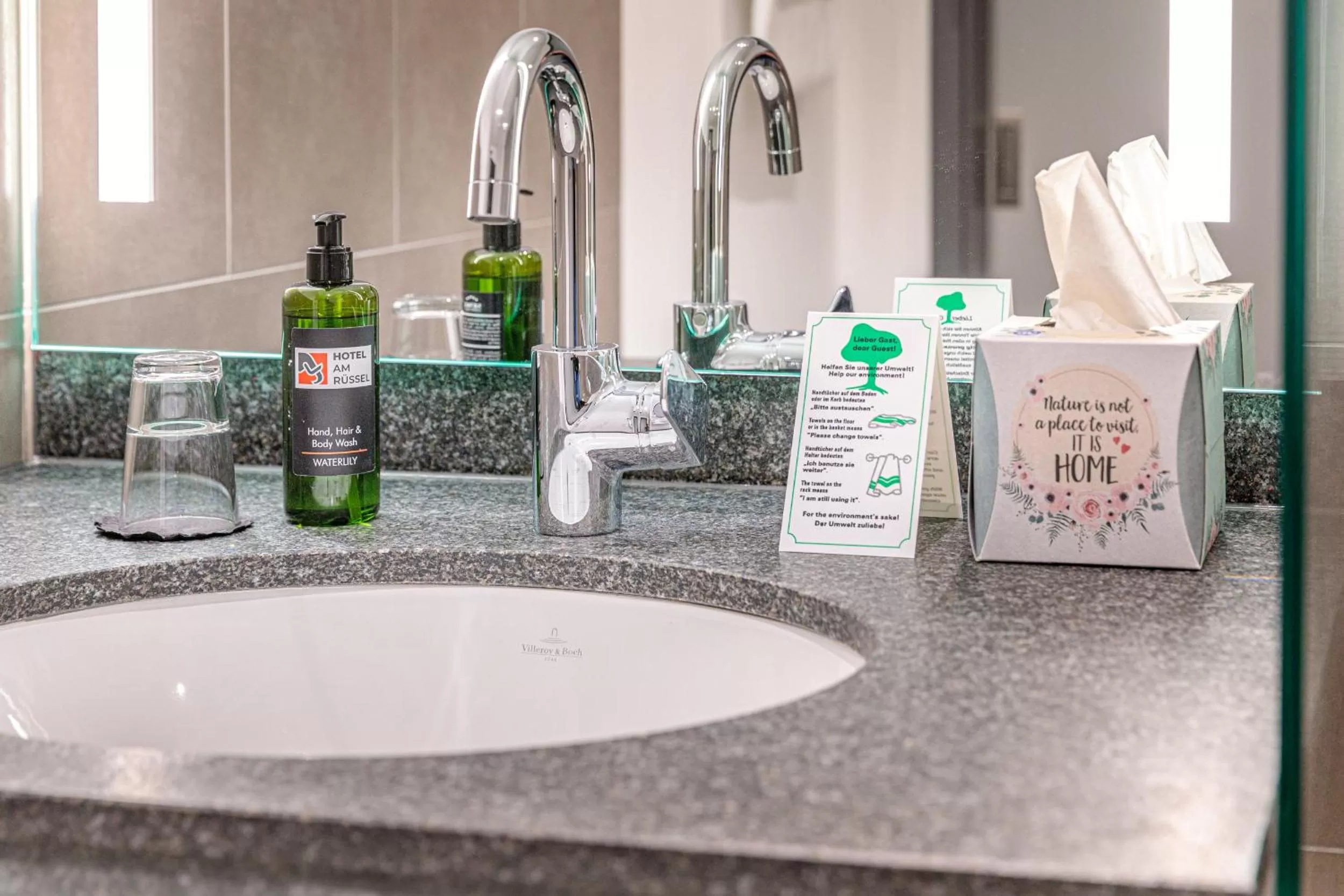 Bathroom in Hotel am Rüssel