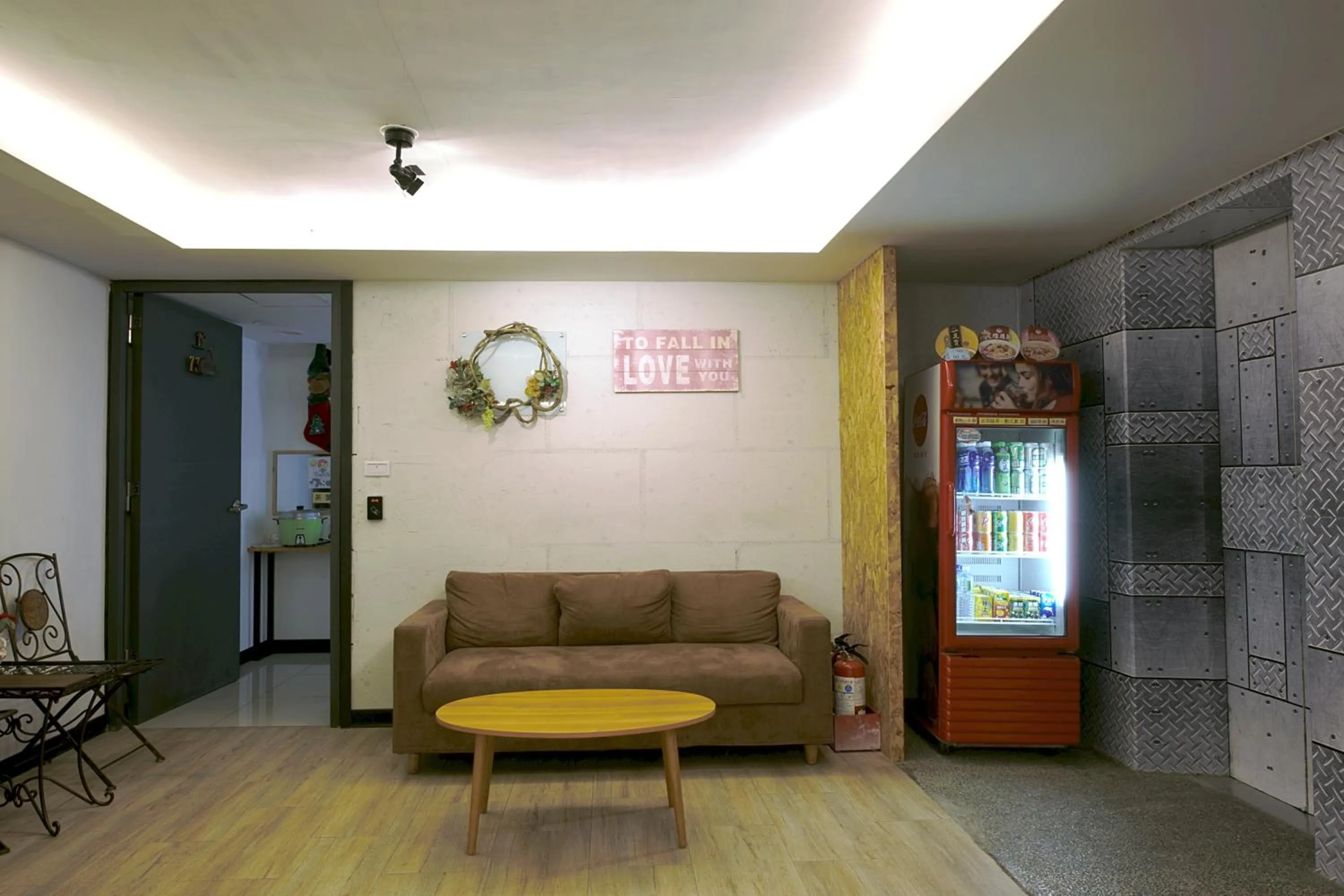 Other in Good Night Hotel