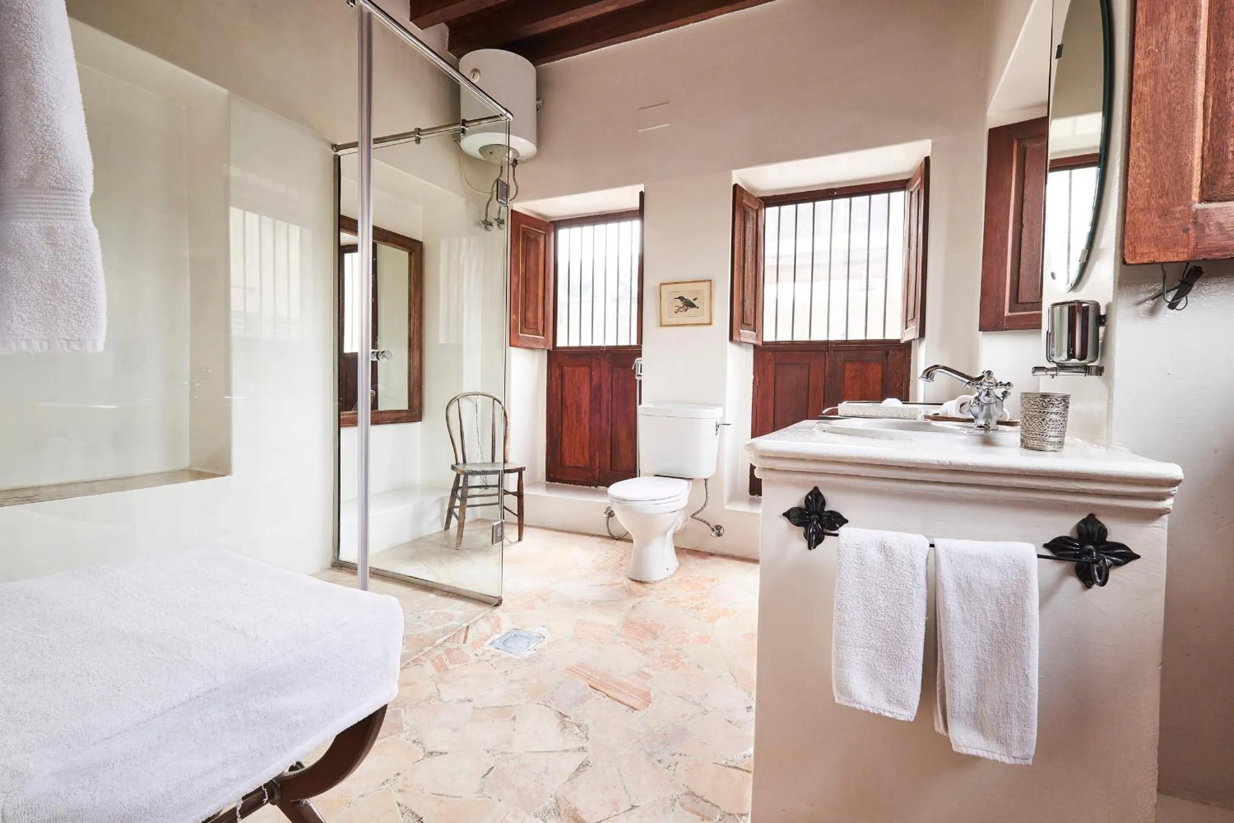 Bathroom, Bed in XVA Art Hotel