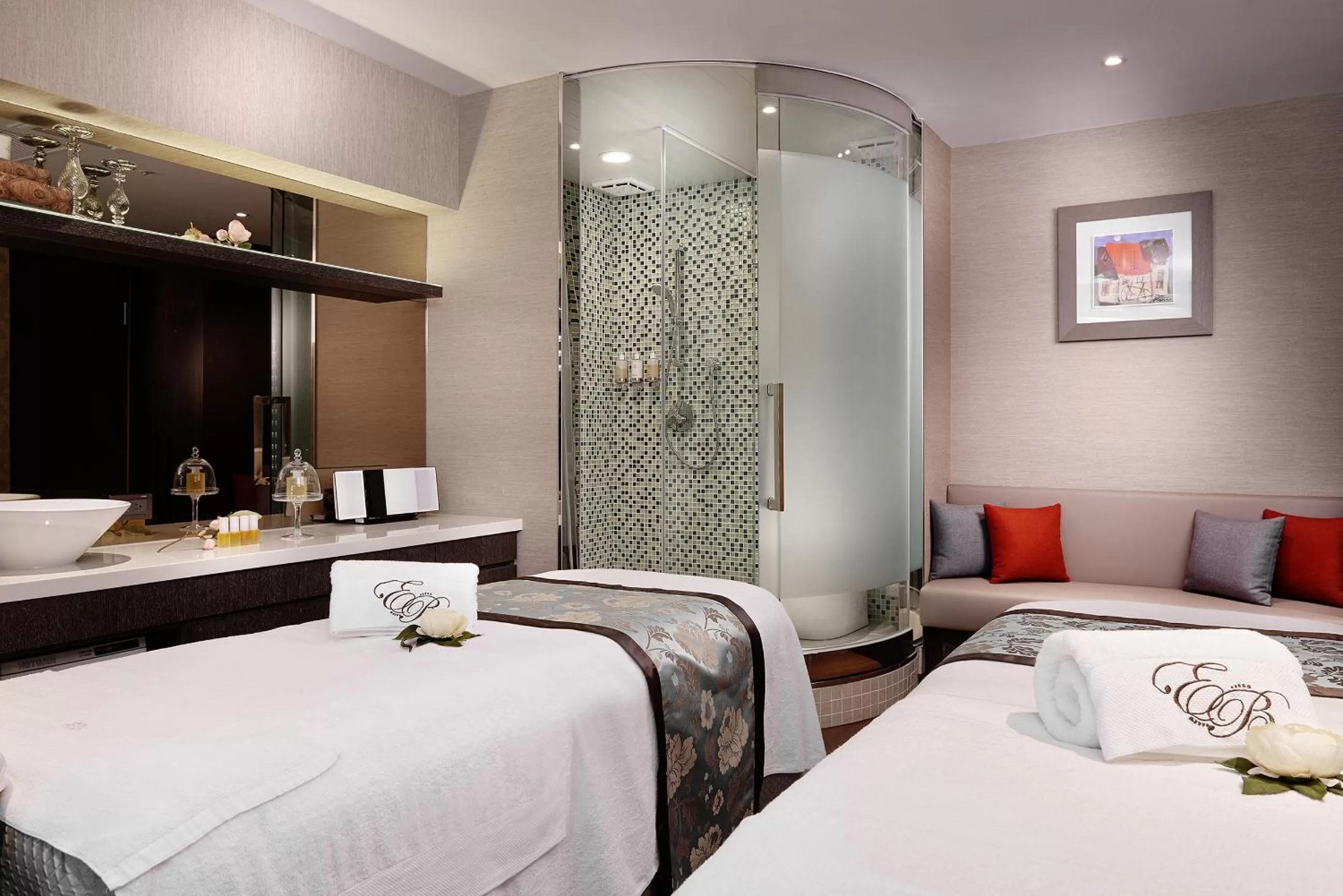 Spa and wellness centre/facilities, Bed in Humble House Taipei, Curio Collection by Hilton