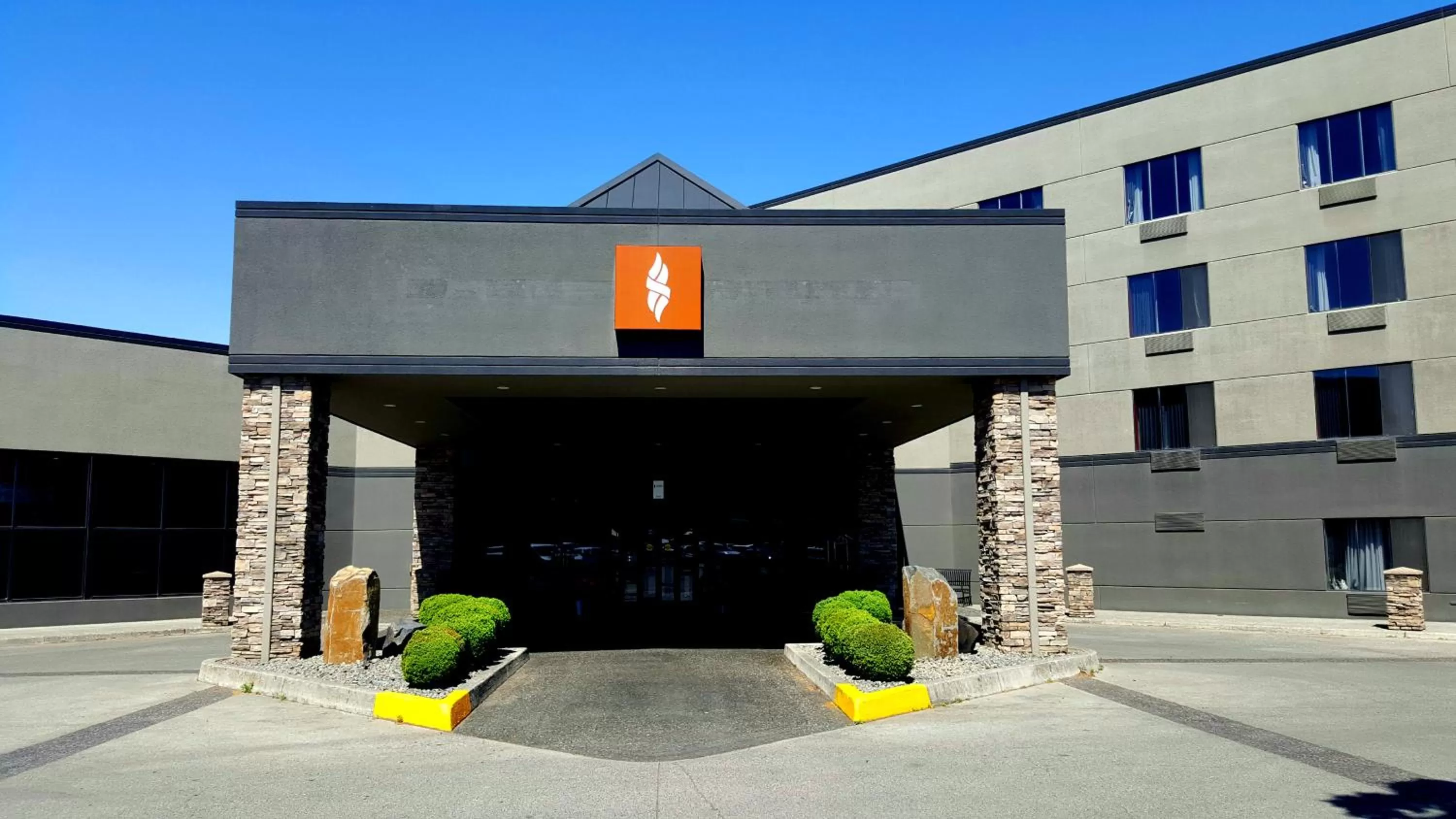 Property building in Hells Canyon Grand Hotel, an Ascend Collection Hotel