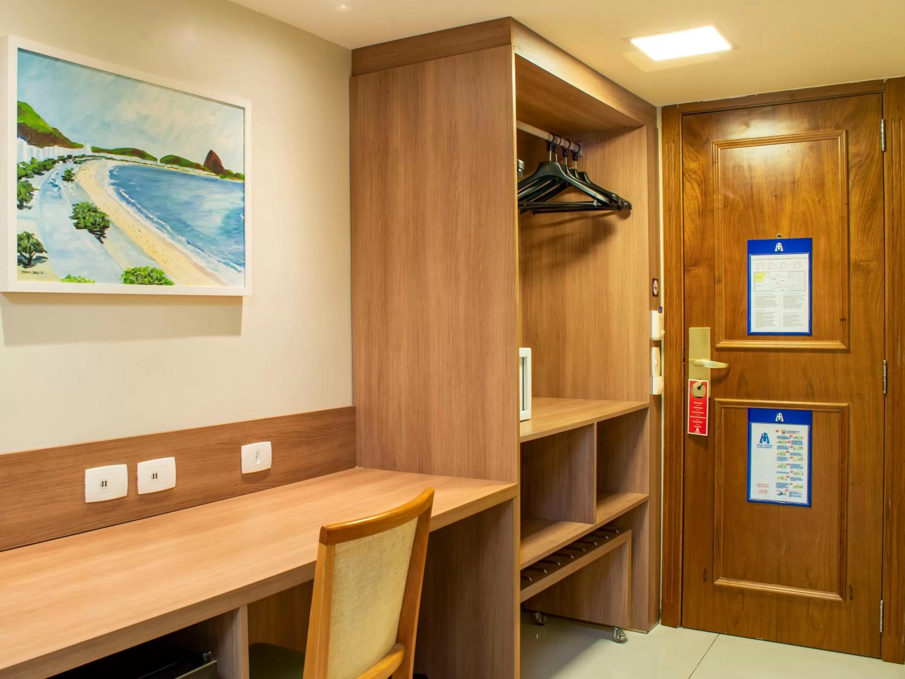 Business facilities in Hotel Astoria Copacabana