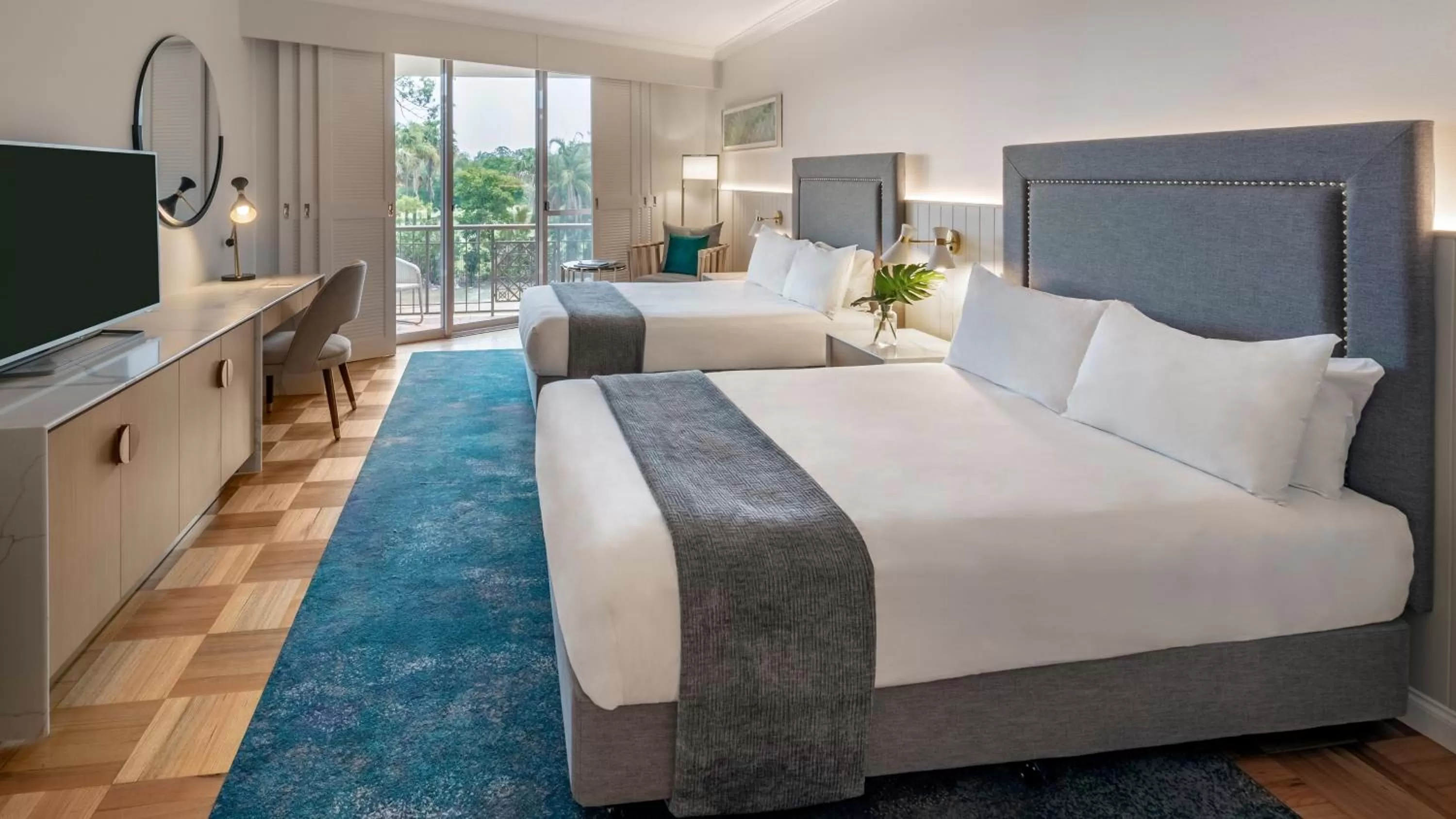 Photo of the whole room, Bed in InterContinental Sanctuary Cove Resort by IHG