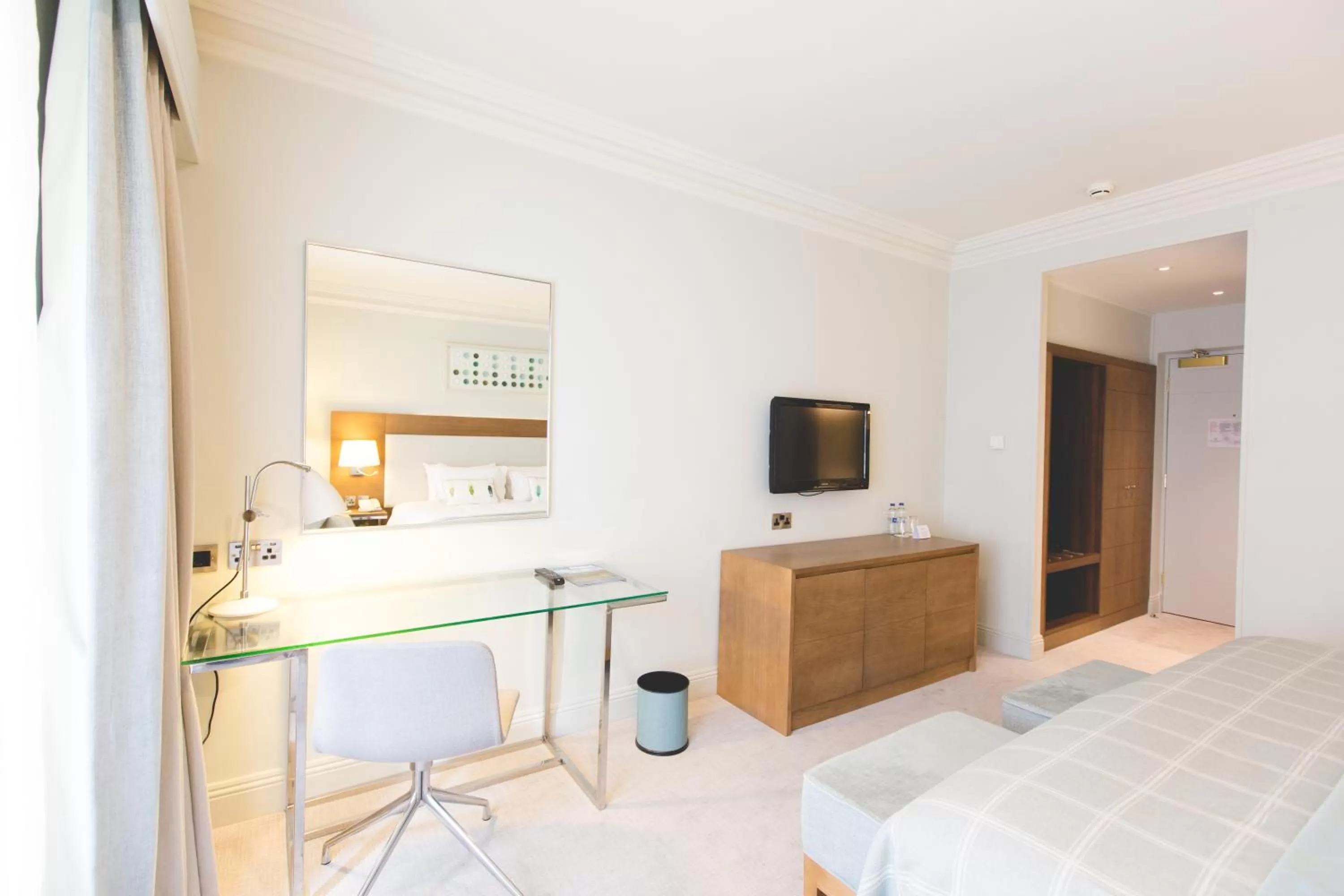 TV and multimedia, Bed in Portmarnock Resort & Jameson Golf Links