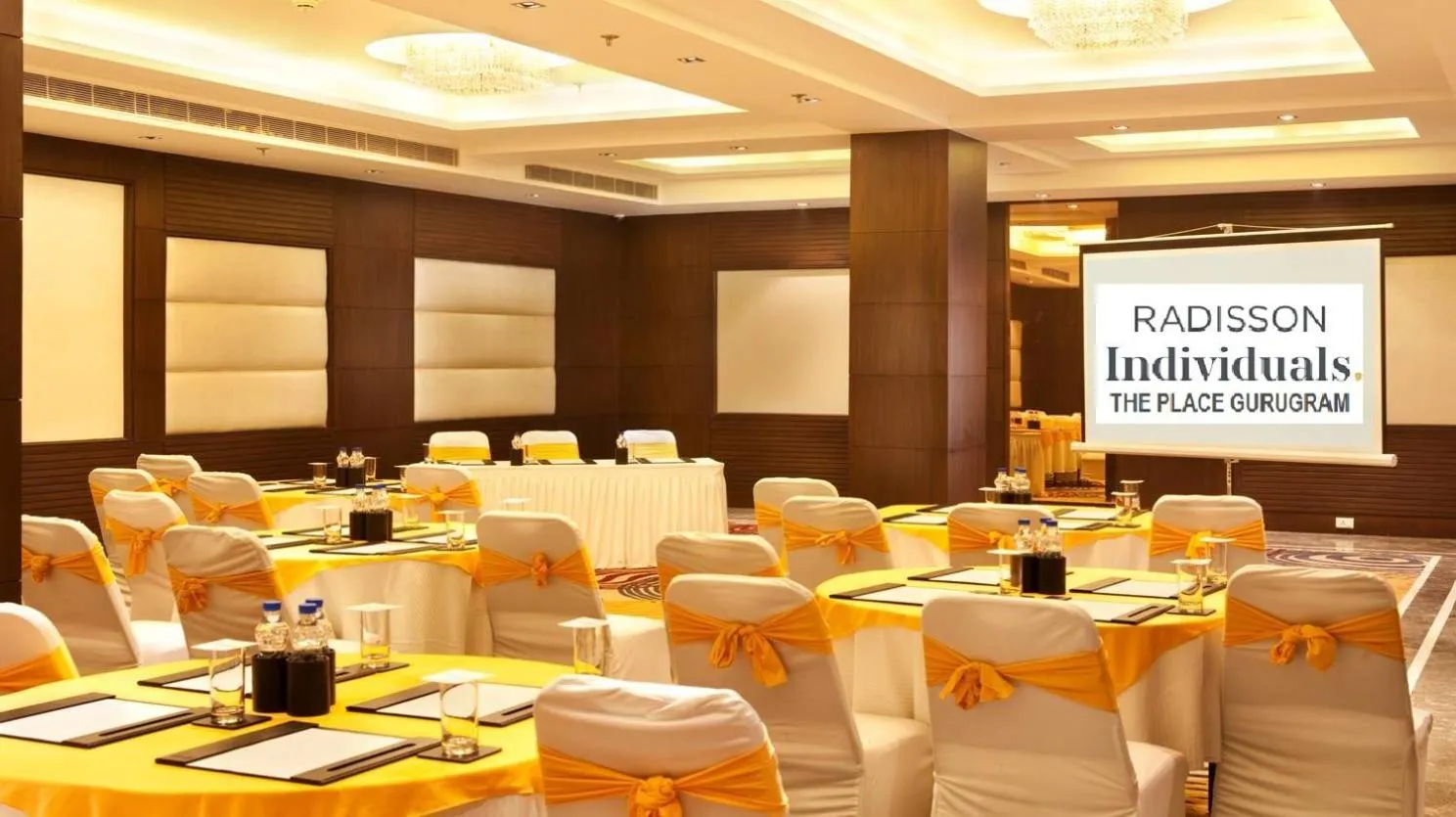 Banquet/Function facilities in The Place Gurugram, a member of Radisson Individuals