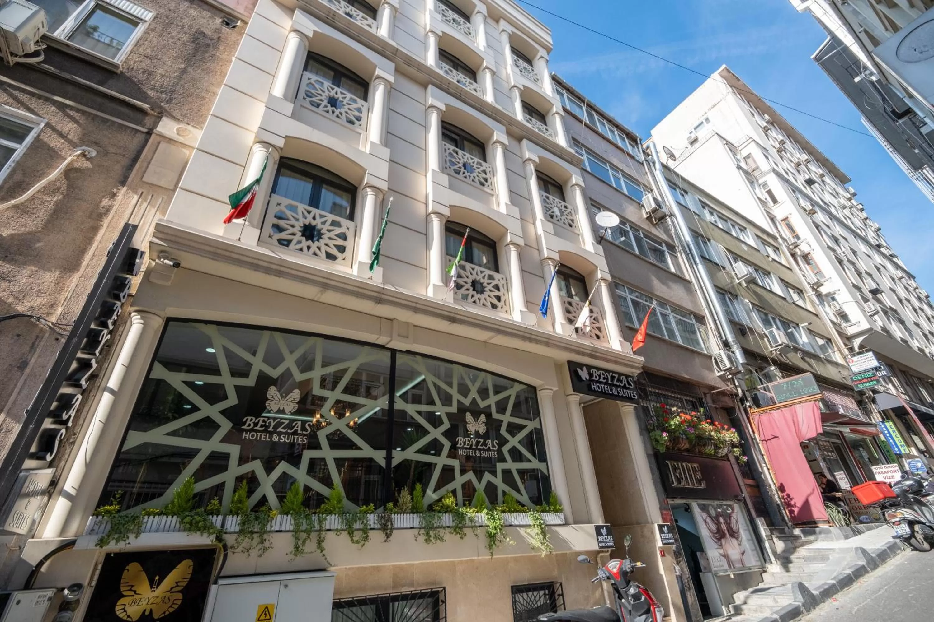 Property Building in Beyzas Hotels & Suites