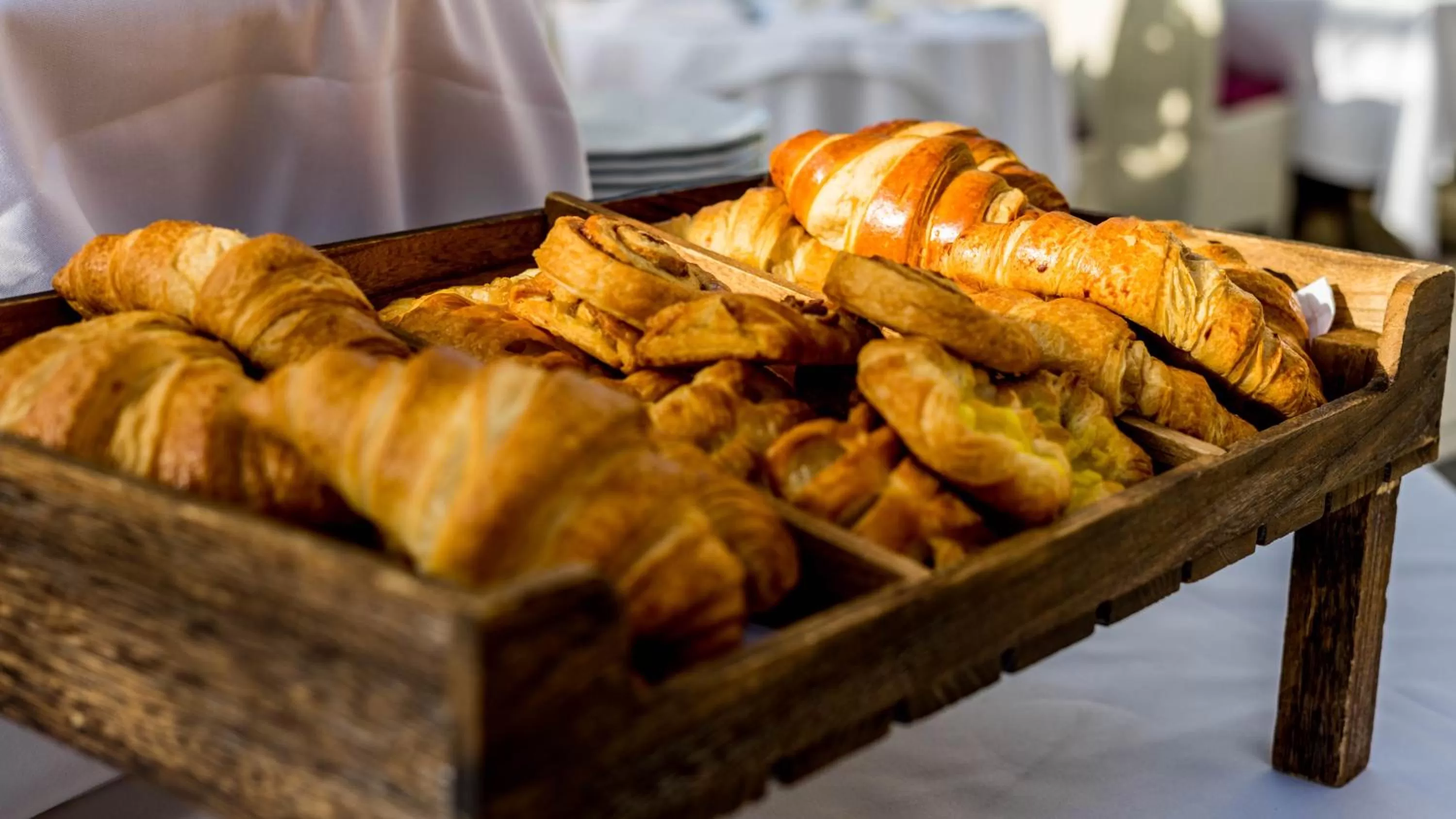 Breakfast in Kilworth House Hotel and Theatre