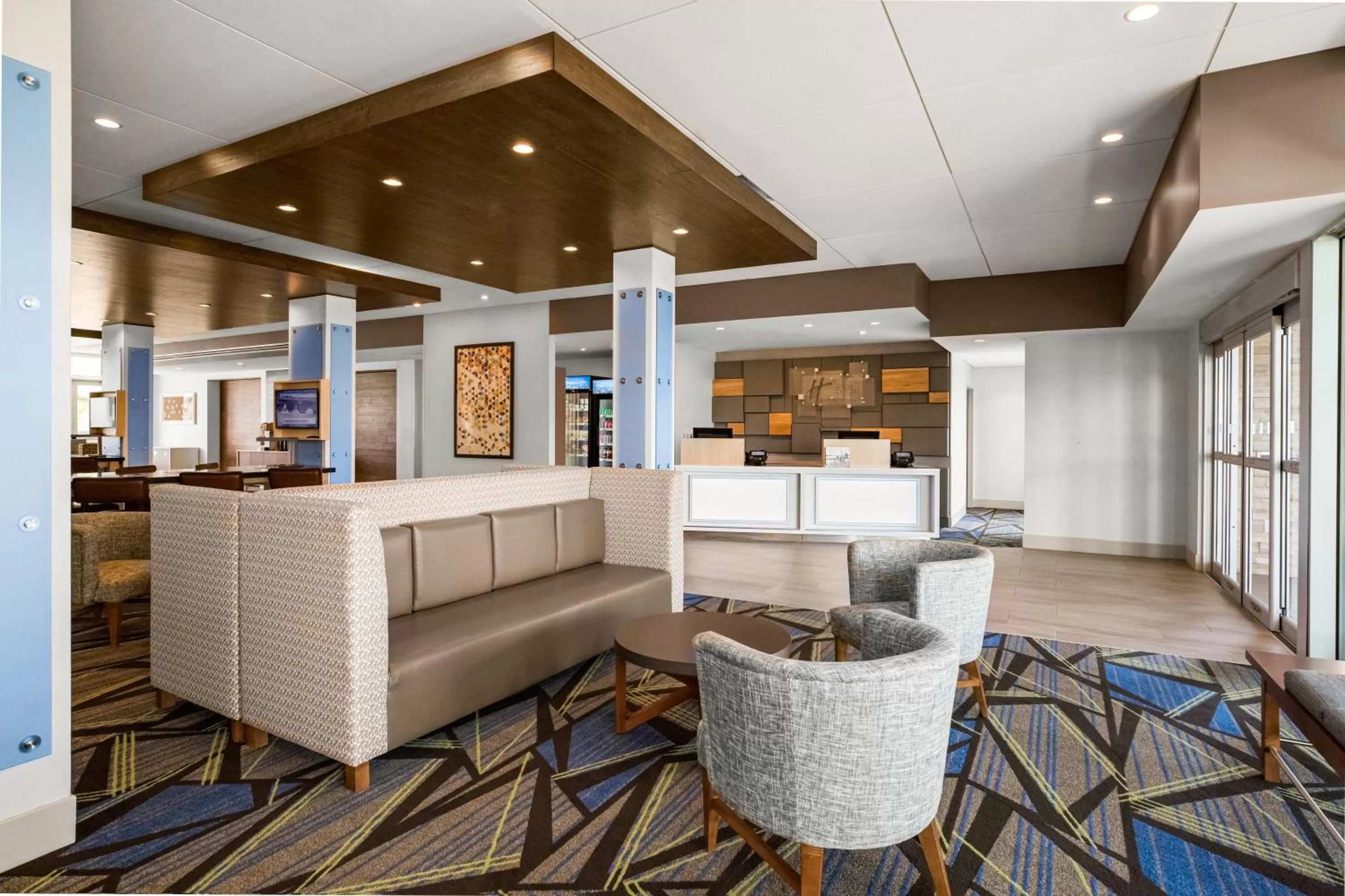 Property building in Holiday Inn Express & Suites Sanford - Lake Mary by IHG