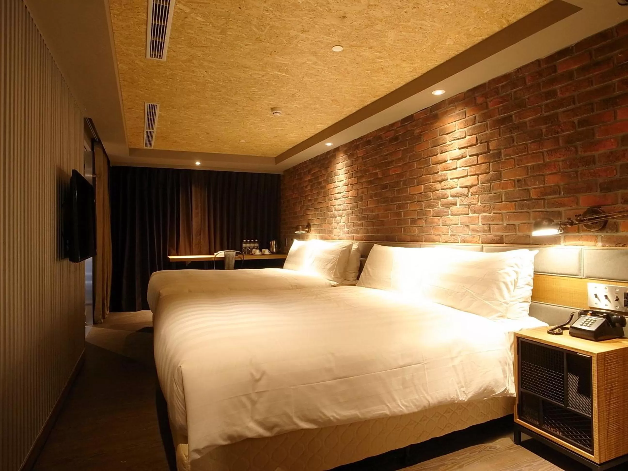 Bed in City Suites - Kaohsiung Pier2