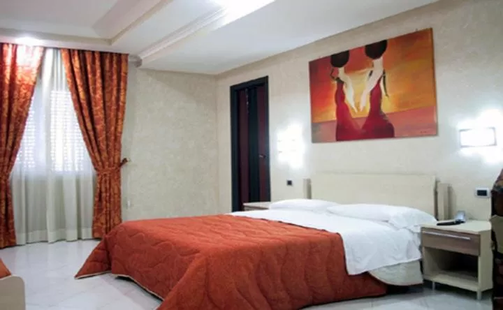 Area and facilities, Bed in Hotel Daytona Palace