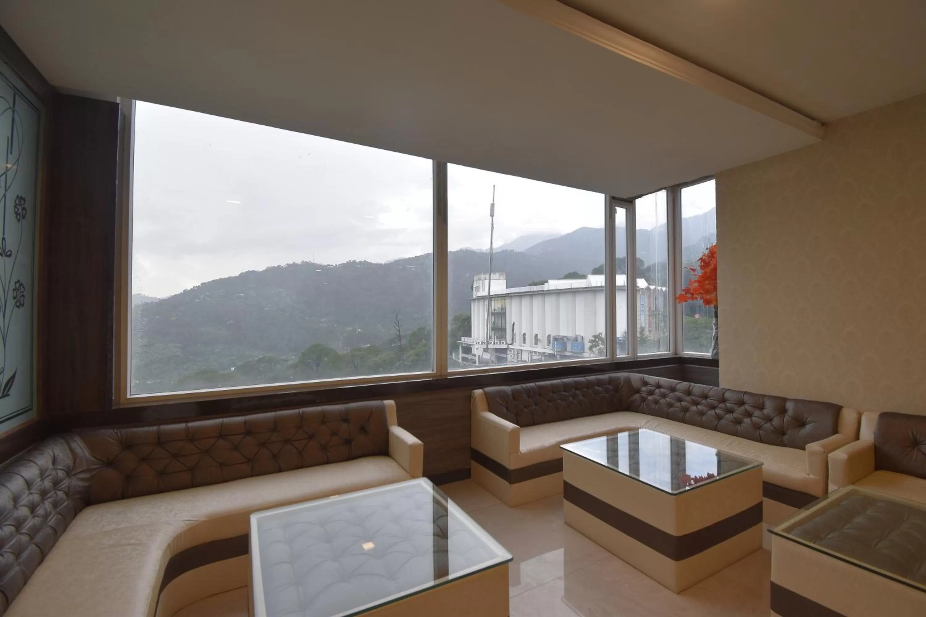 Natural landscape in The Royal Castle AC Centralized