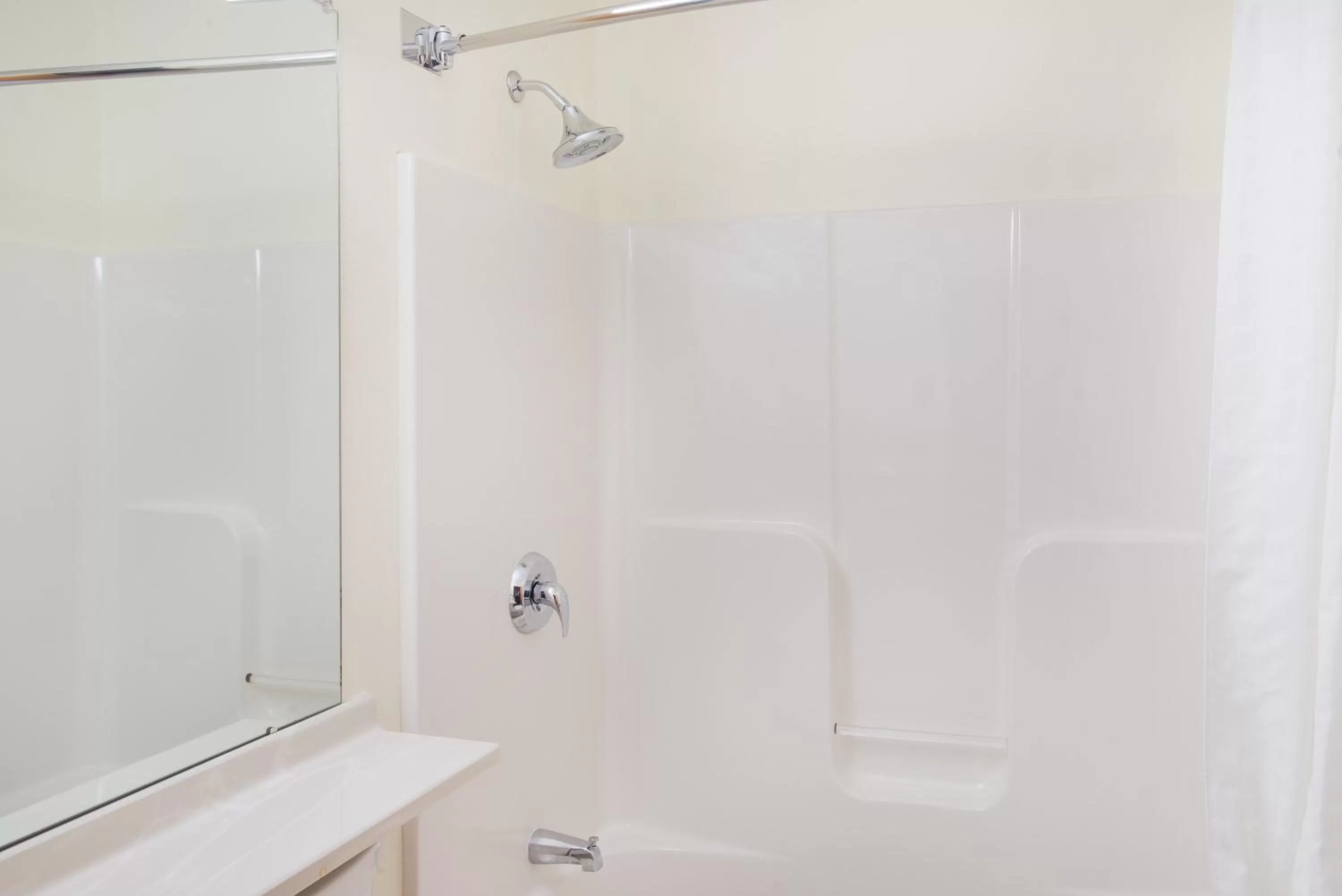 Bathroom in Microtel Inn & Suites by Wyndham Plattsburgh