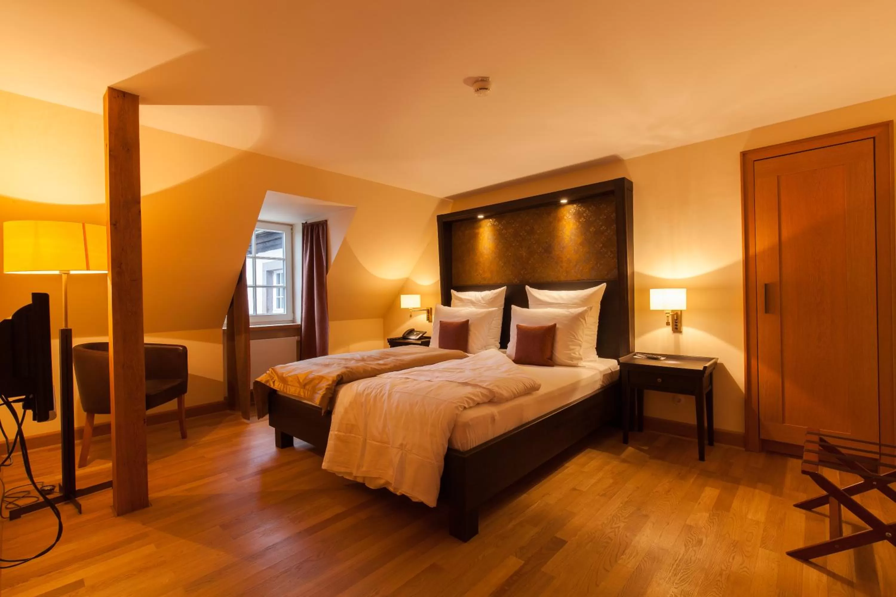 Photo of the whole room, Bed in Hotel Schloss Waldeck