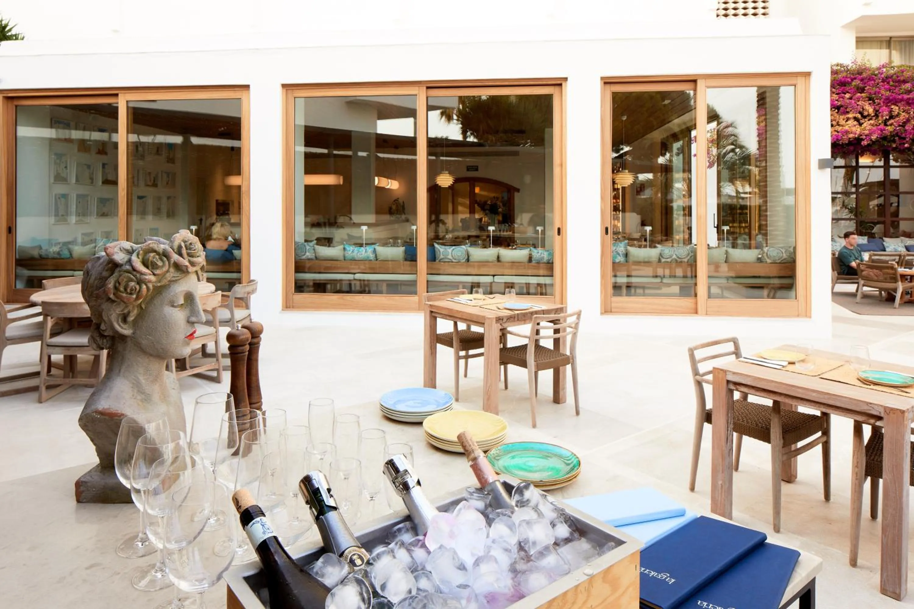 Restaurant/places to eat in Hotel Tres Torres