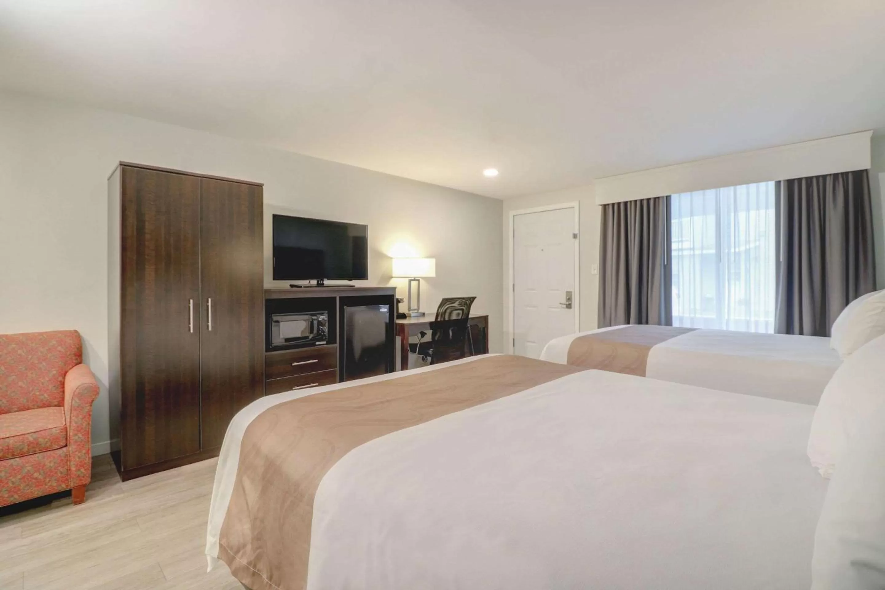 Bedroom, Bed in Quality Inn & Suites