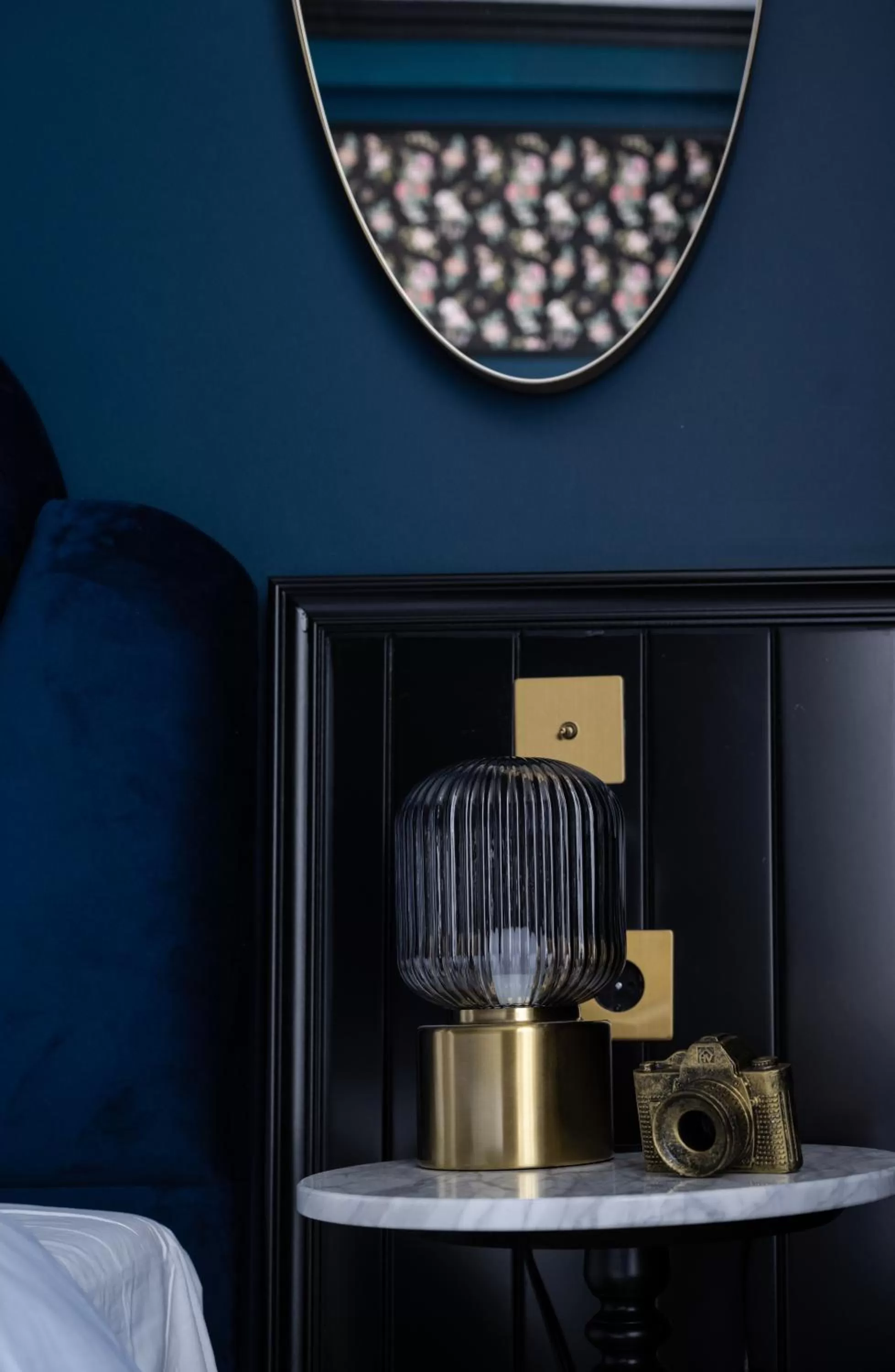 Decorative detail, Bed in Craves