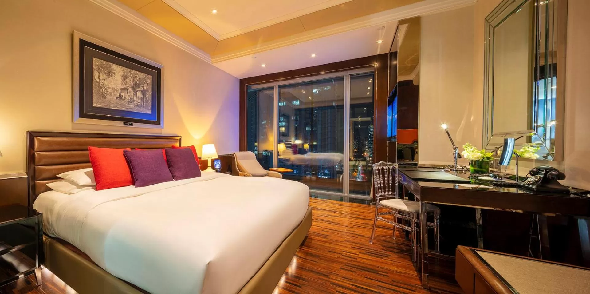 Bed in Hotel Éclat Beijing