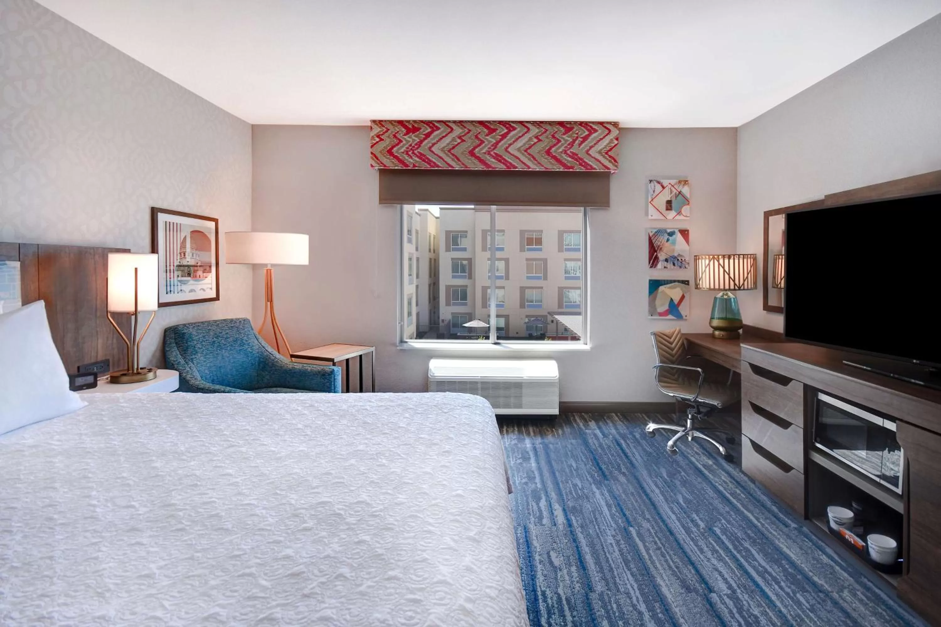 Bed in Hampton Inn Tucson Downtown, Az