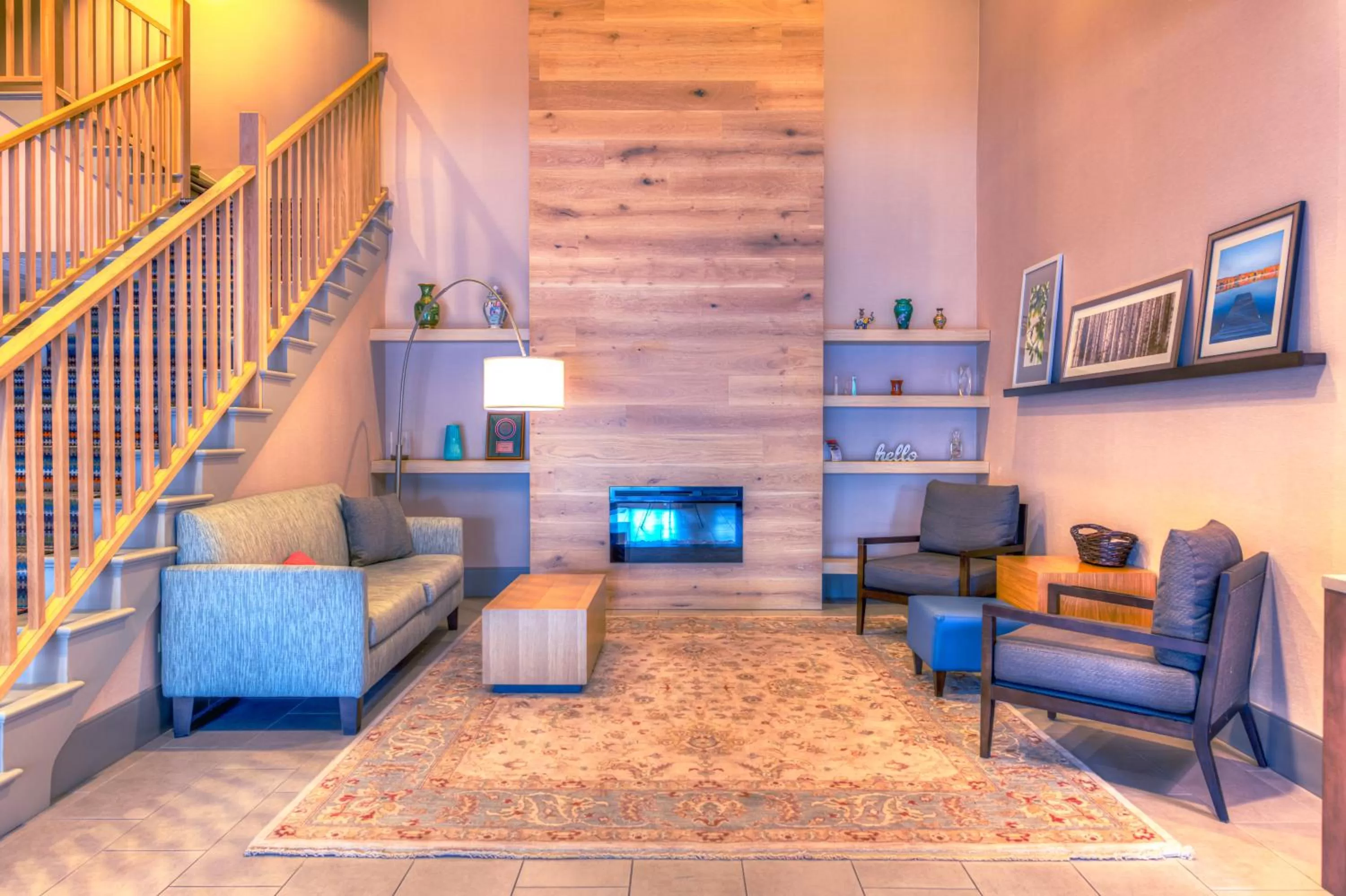 Lobby or reception in Country Inn & Suites by Radisson, Crystal Lake, IL