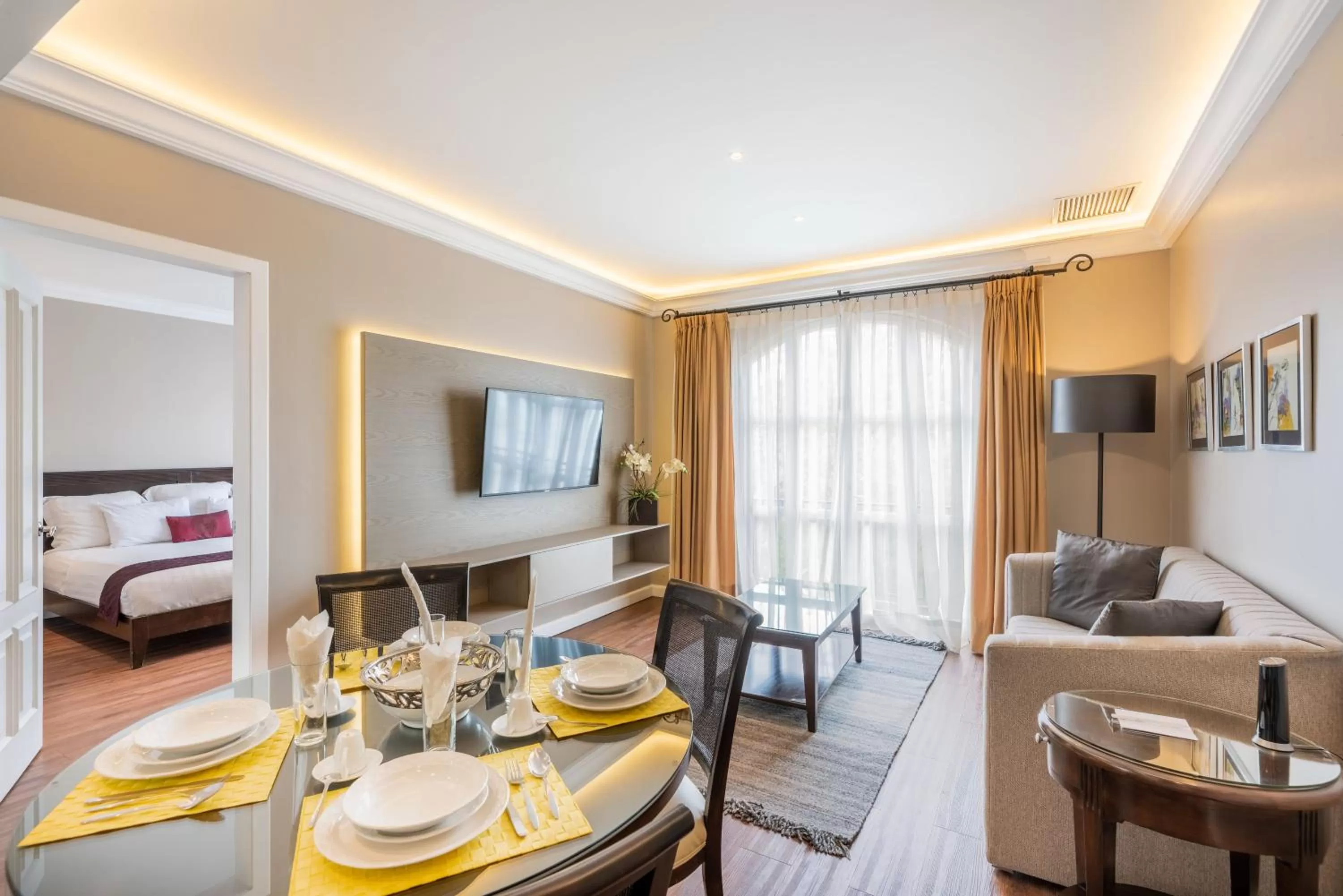 Living room, Bed in Grand Polanco Residencial