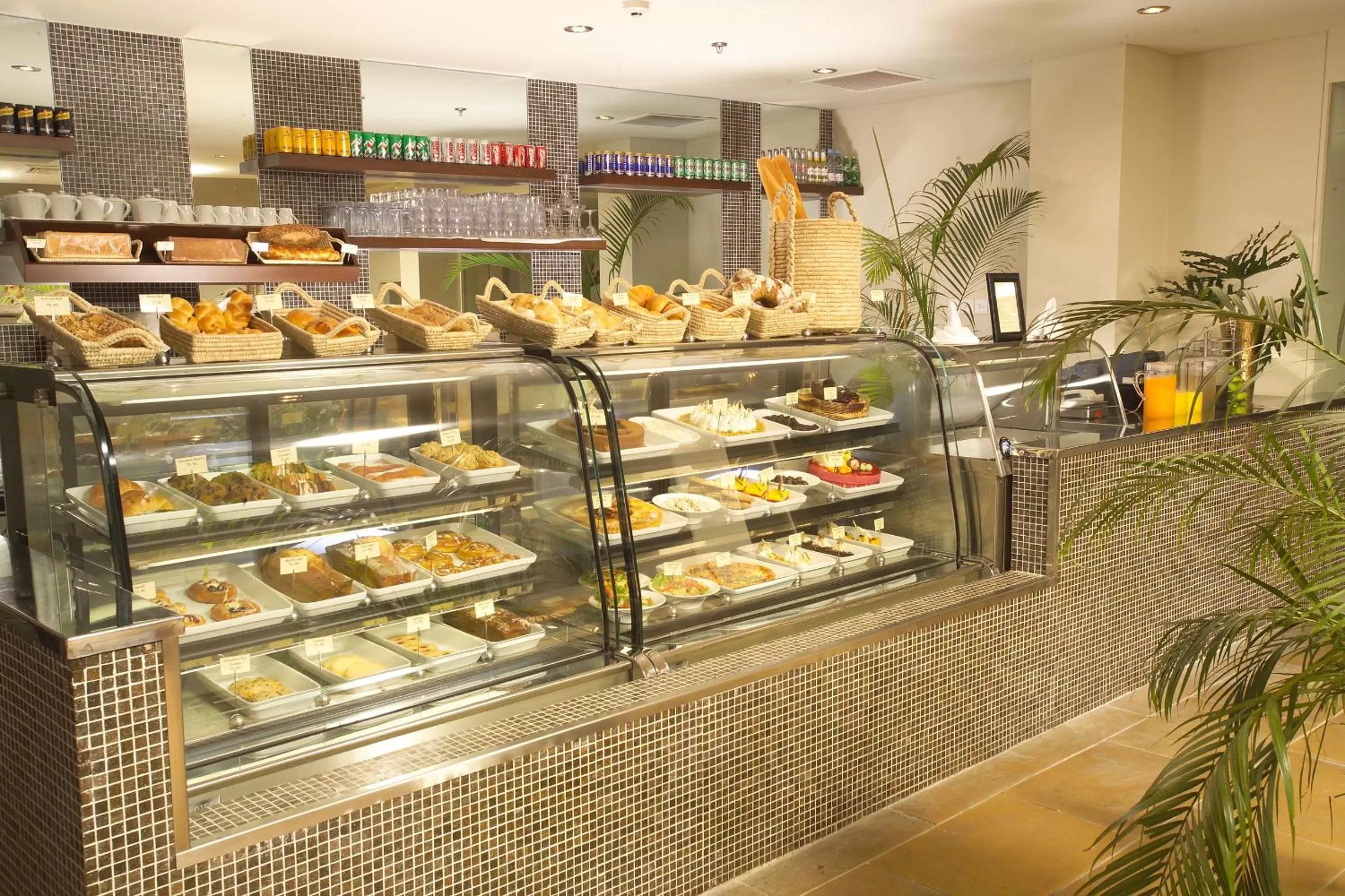 Restaurant/places to eat in Radisson Blu Dhaka Water Garden