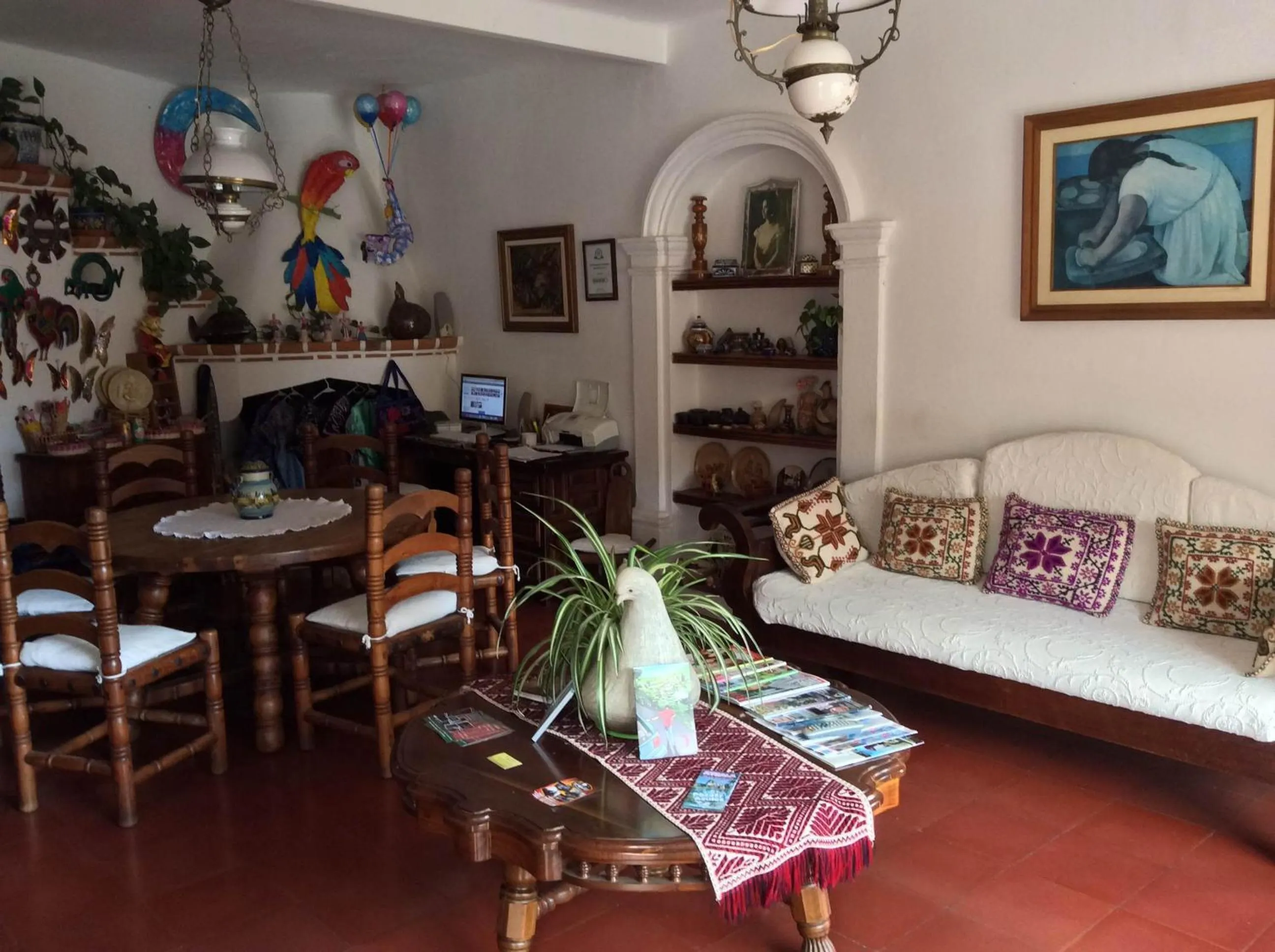 Seating area in Hotel Mi Casita