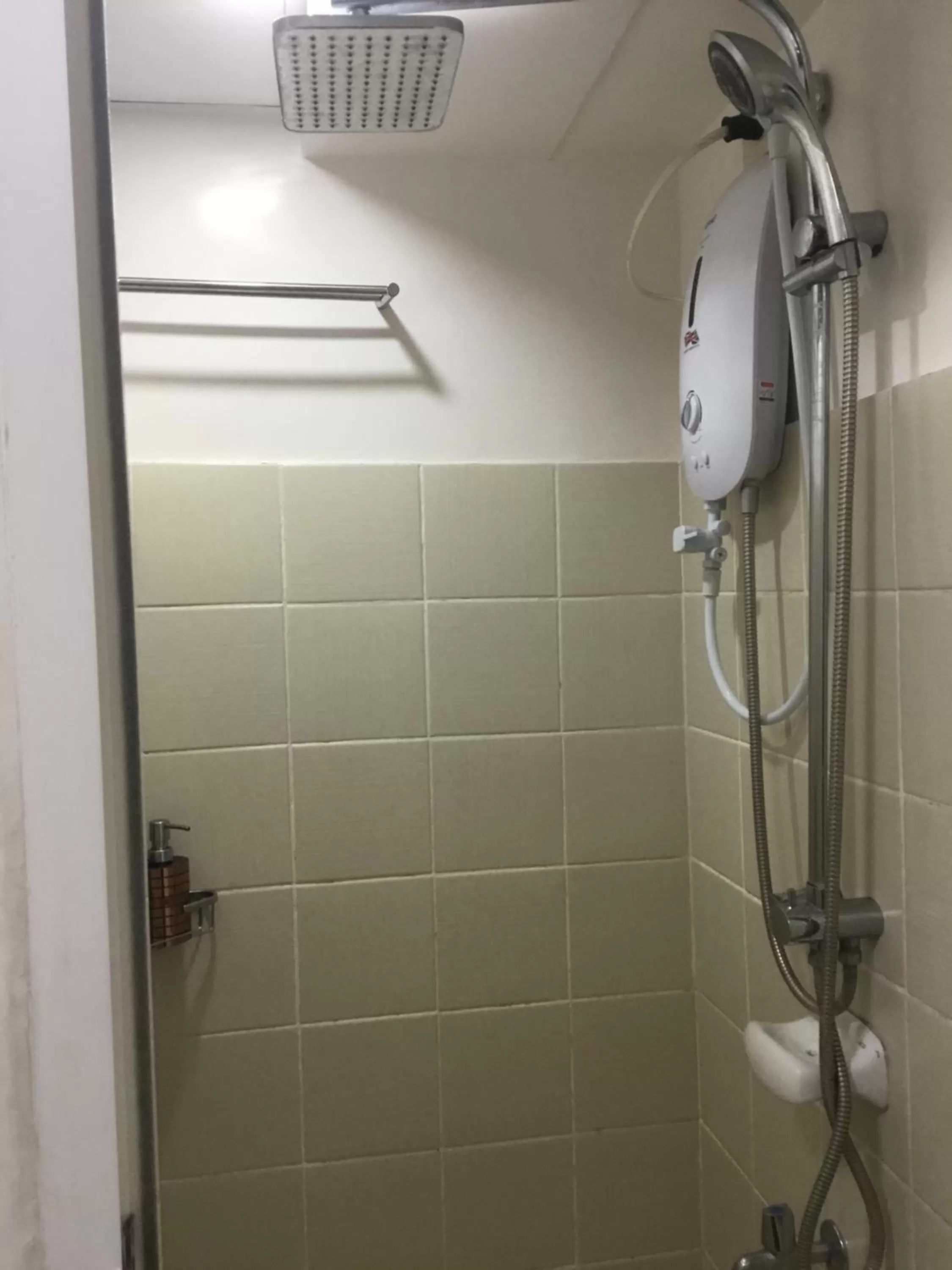 Condo with Free Swimming Pool & Viewing Deck