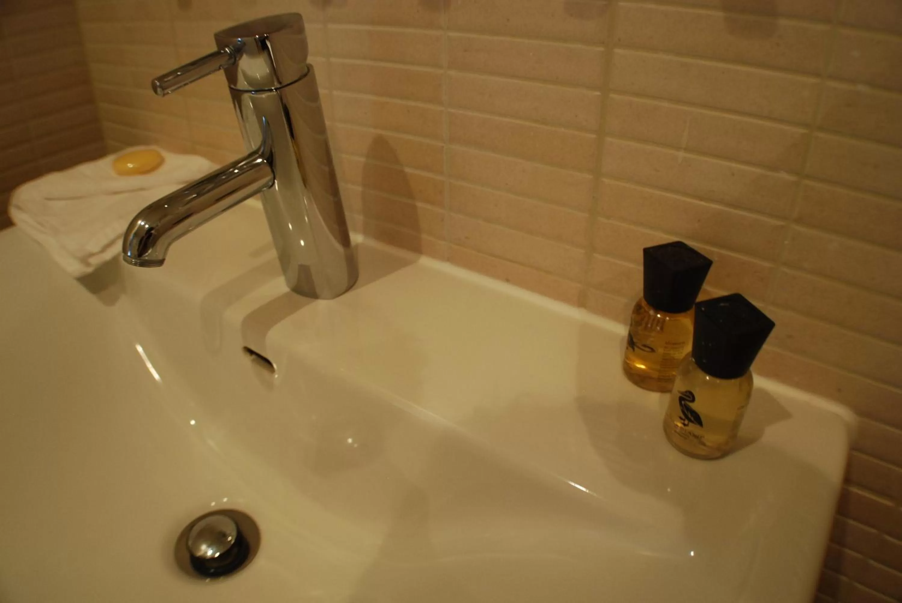 Bathroom in The Salisbury Hotel