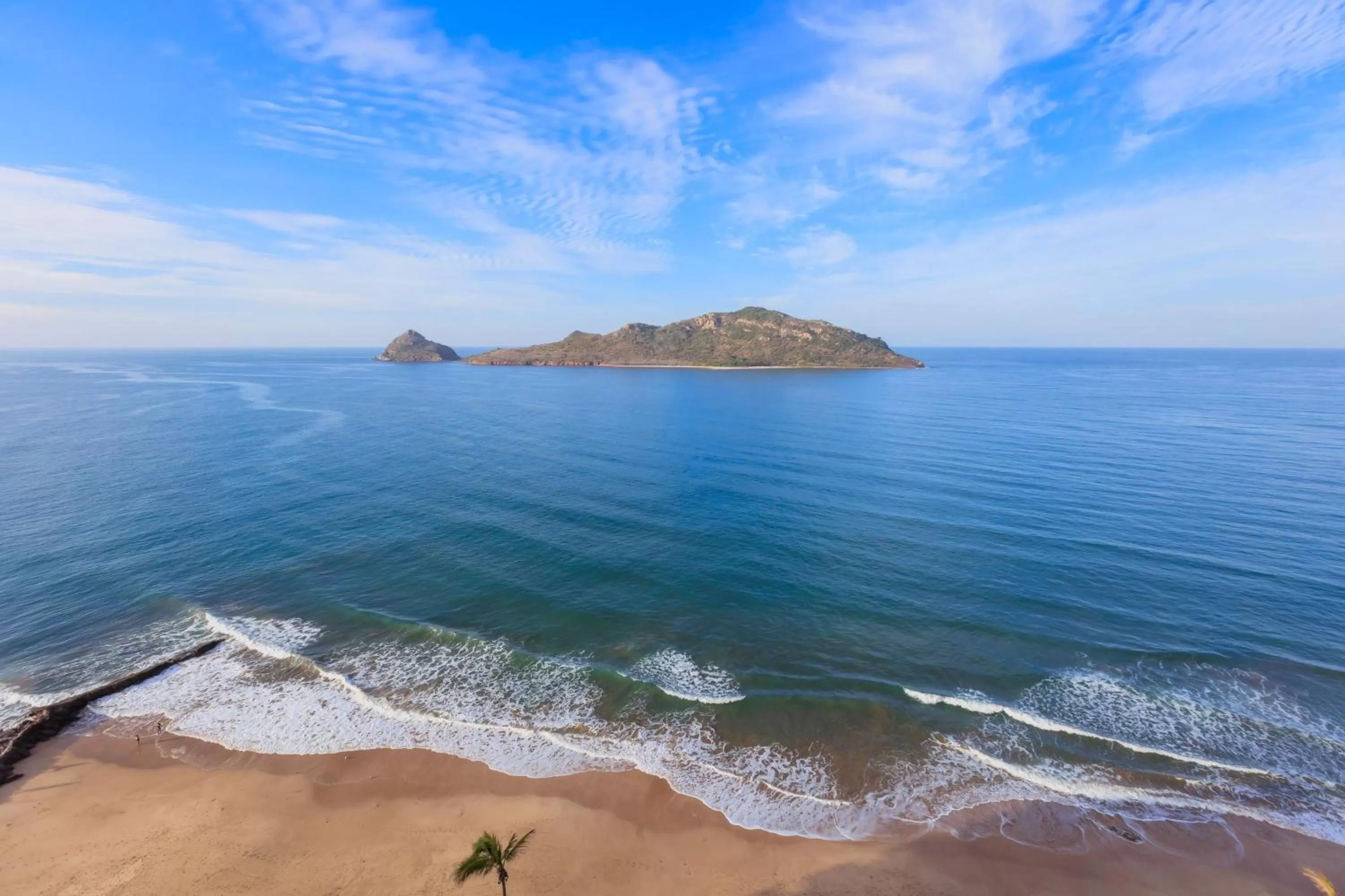 Beach in Courtyard by Marriott Mazatlan Beach Resort