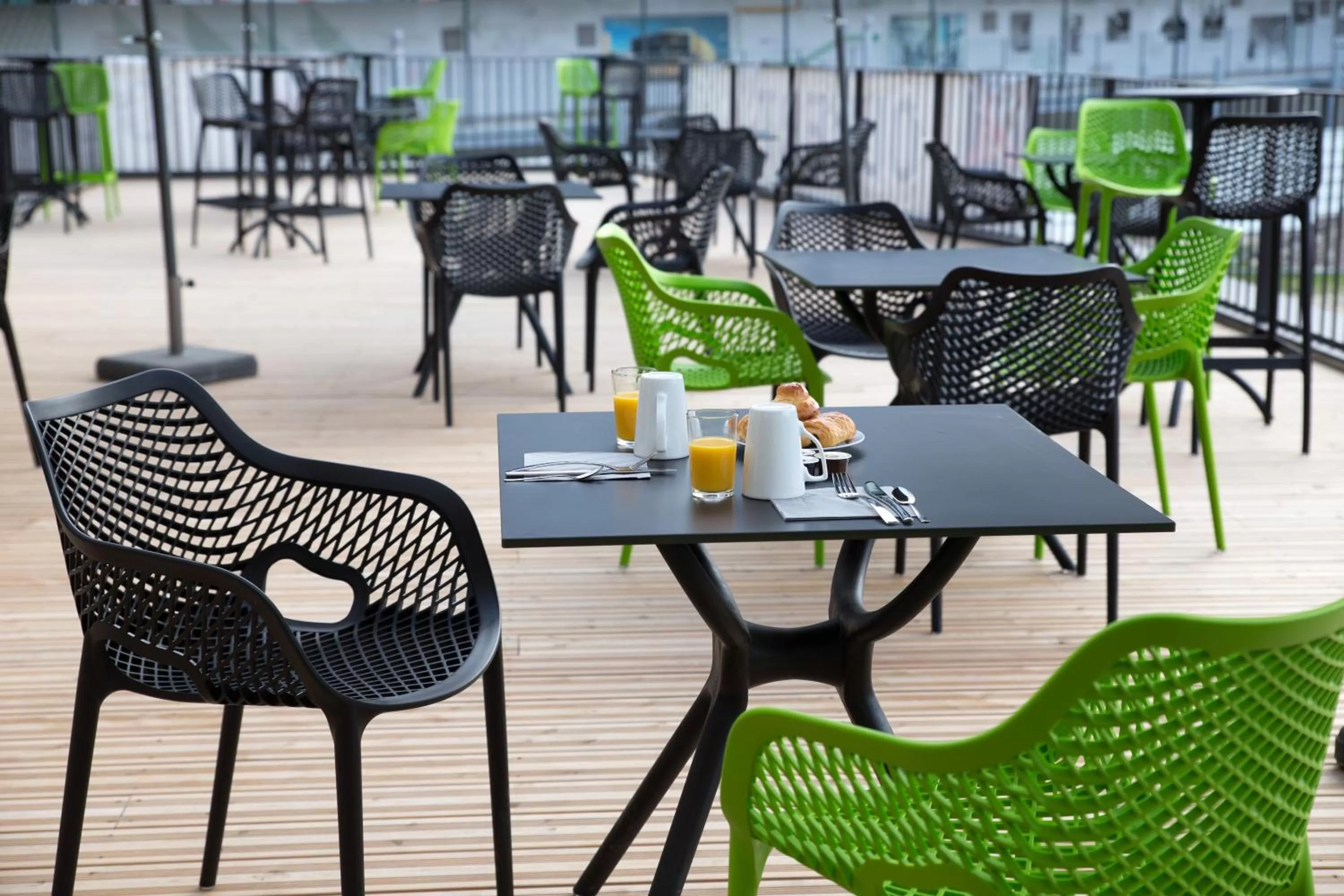 Patio in Campanile Metz Centre - Gare